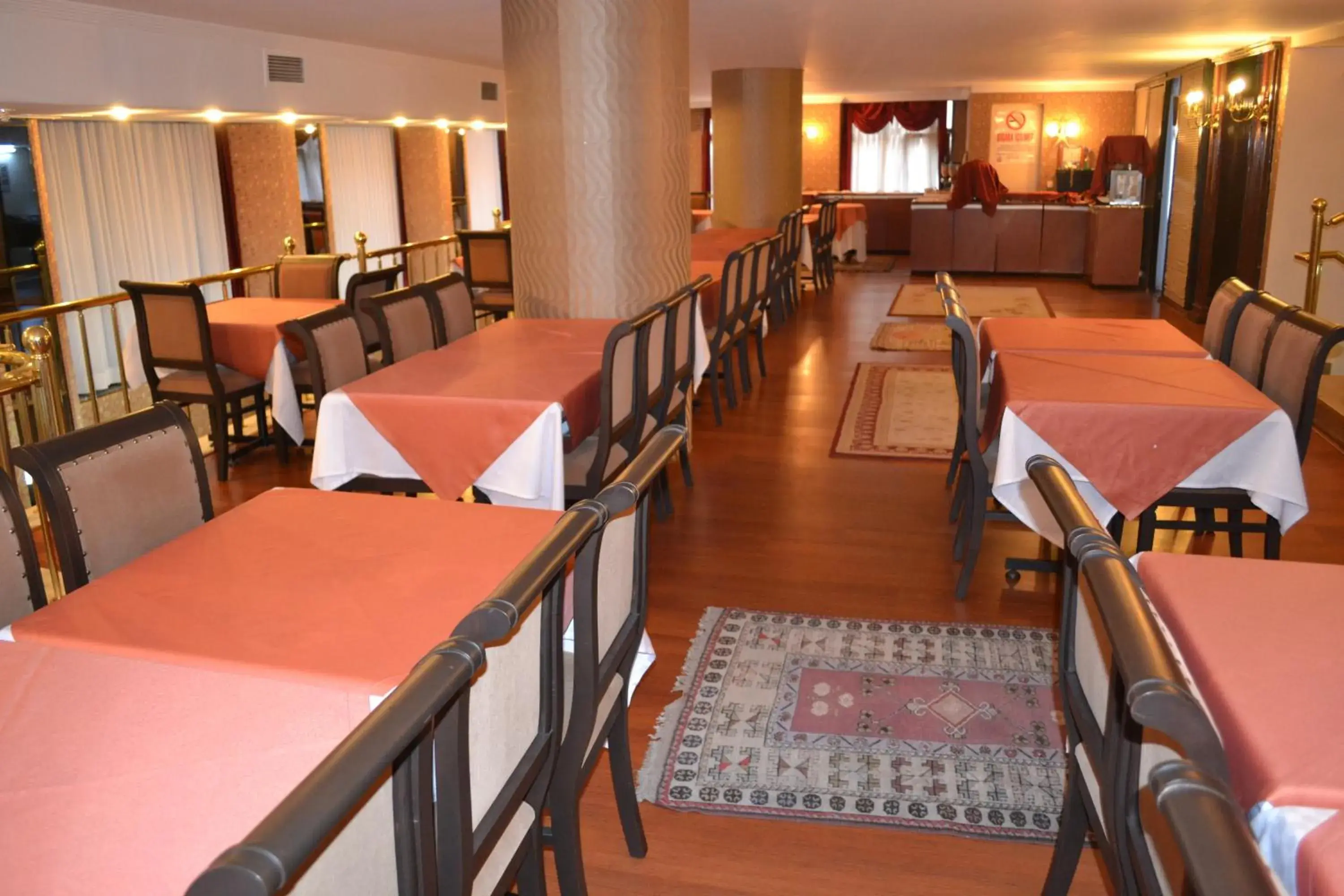 Food, Restaurant/Places to Eat in Tayhan Hotel