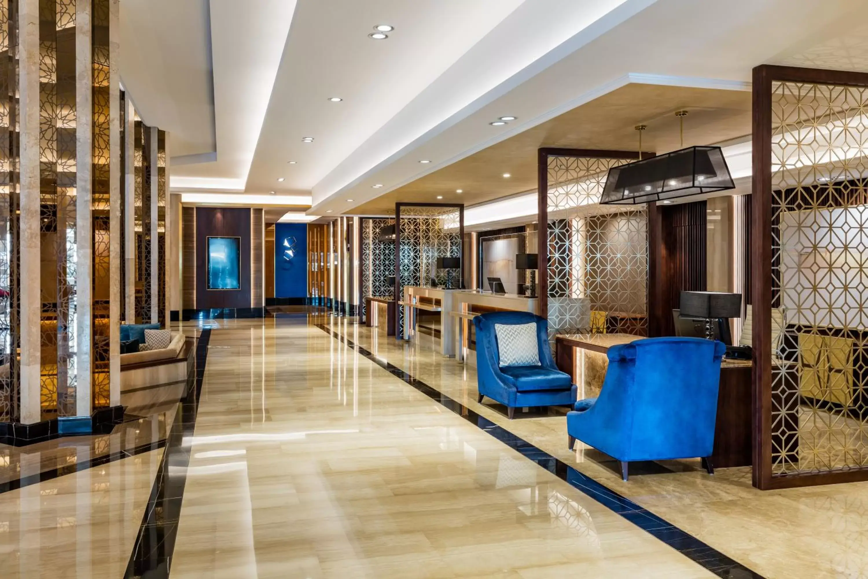 Property building, Lobby/Reception in The Diplomat Radisson Blu Hotel Residence & Spa