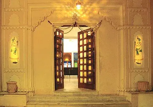 Lobby or reception in Jaiwana Haveli