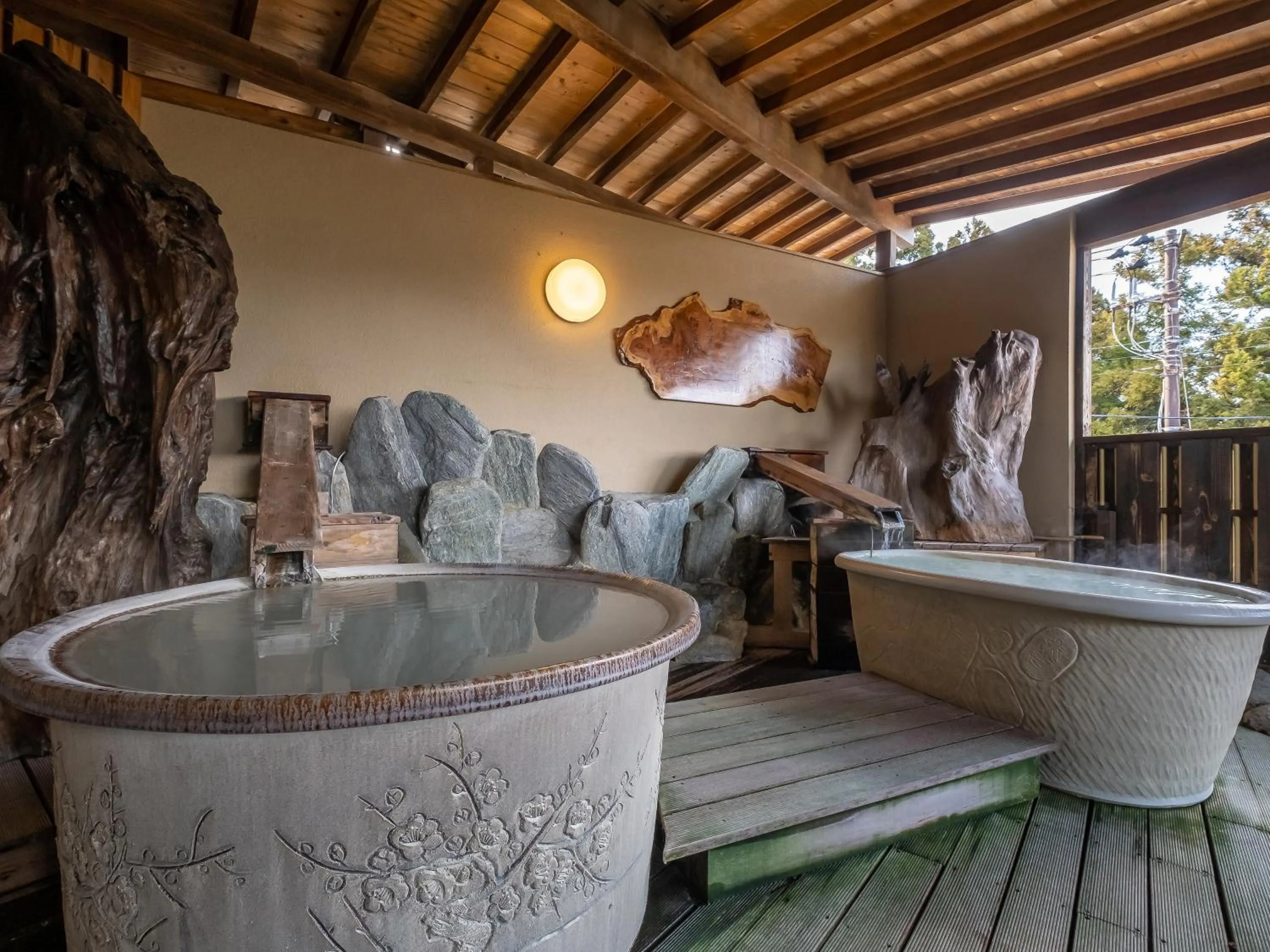 Hot Spring Bath in Shirayunoyado Yamadaya Hakone Gora