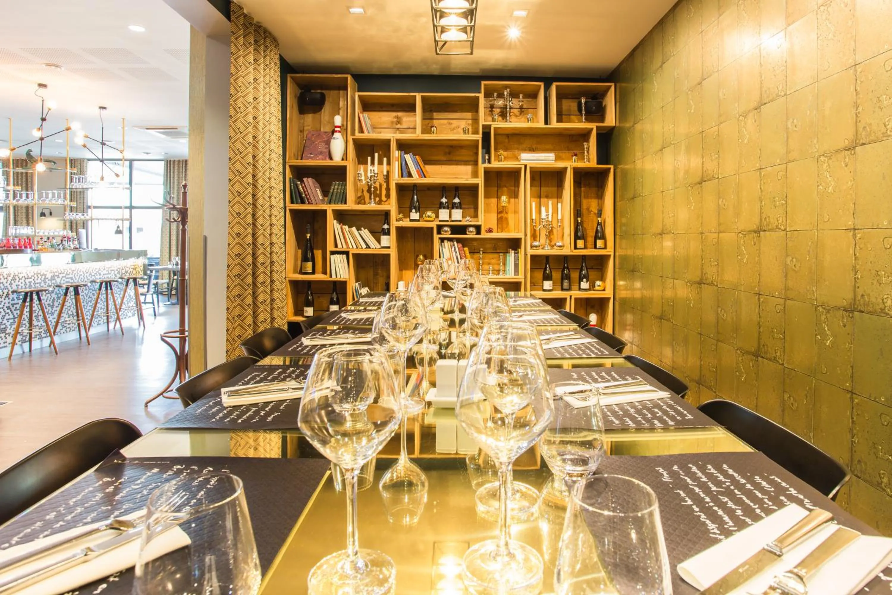 Restaurant/places to eat in Hotel Gatsby by HappyCulture