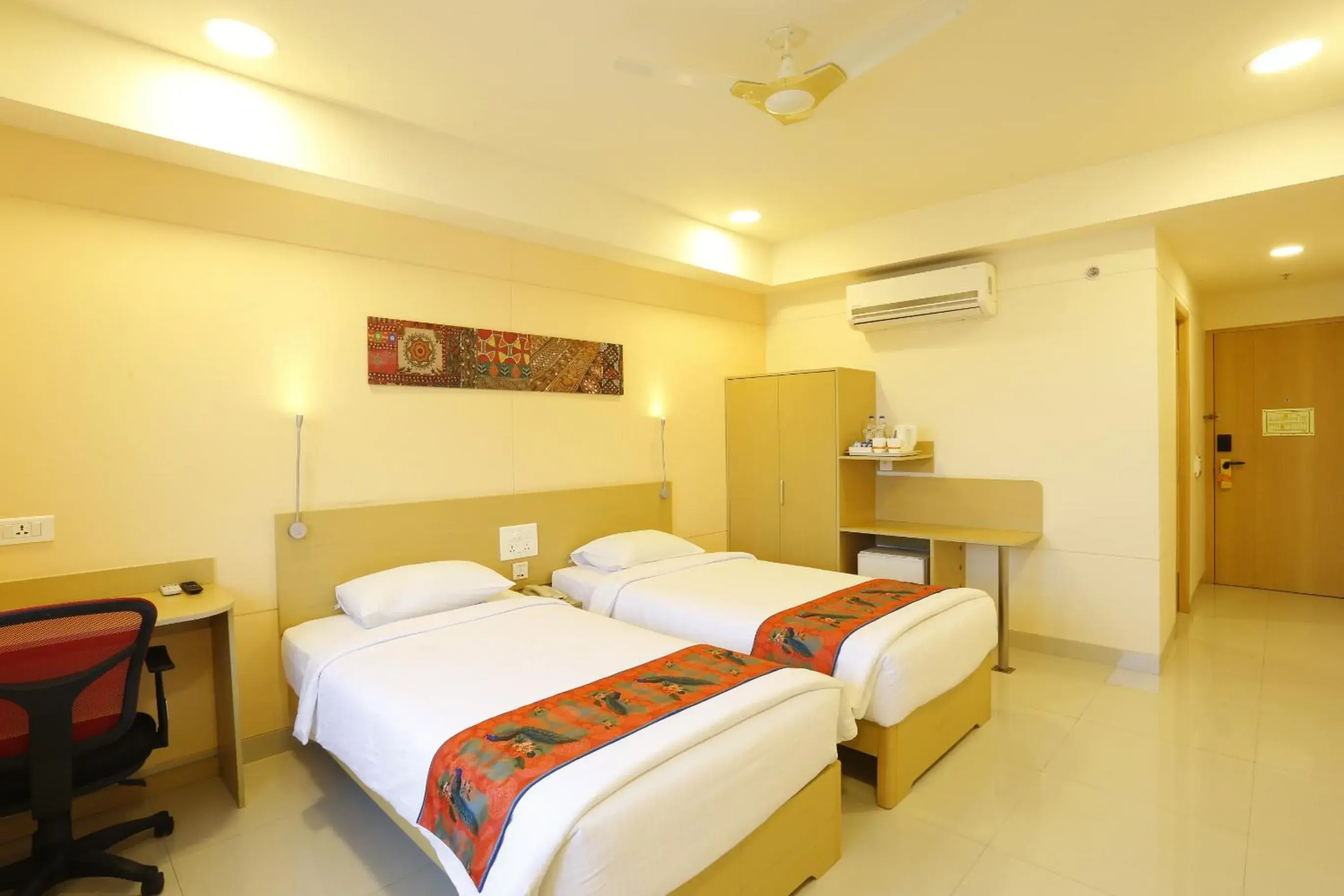 Bed in Ginger Vapi Bed in Ginger Vapi