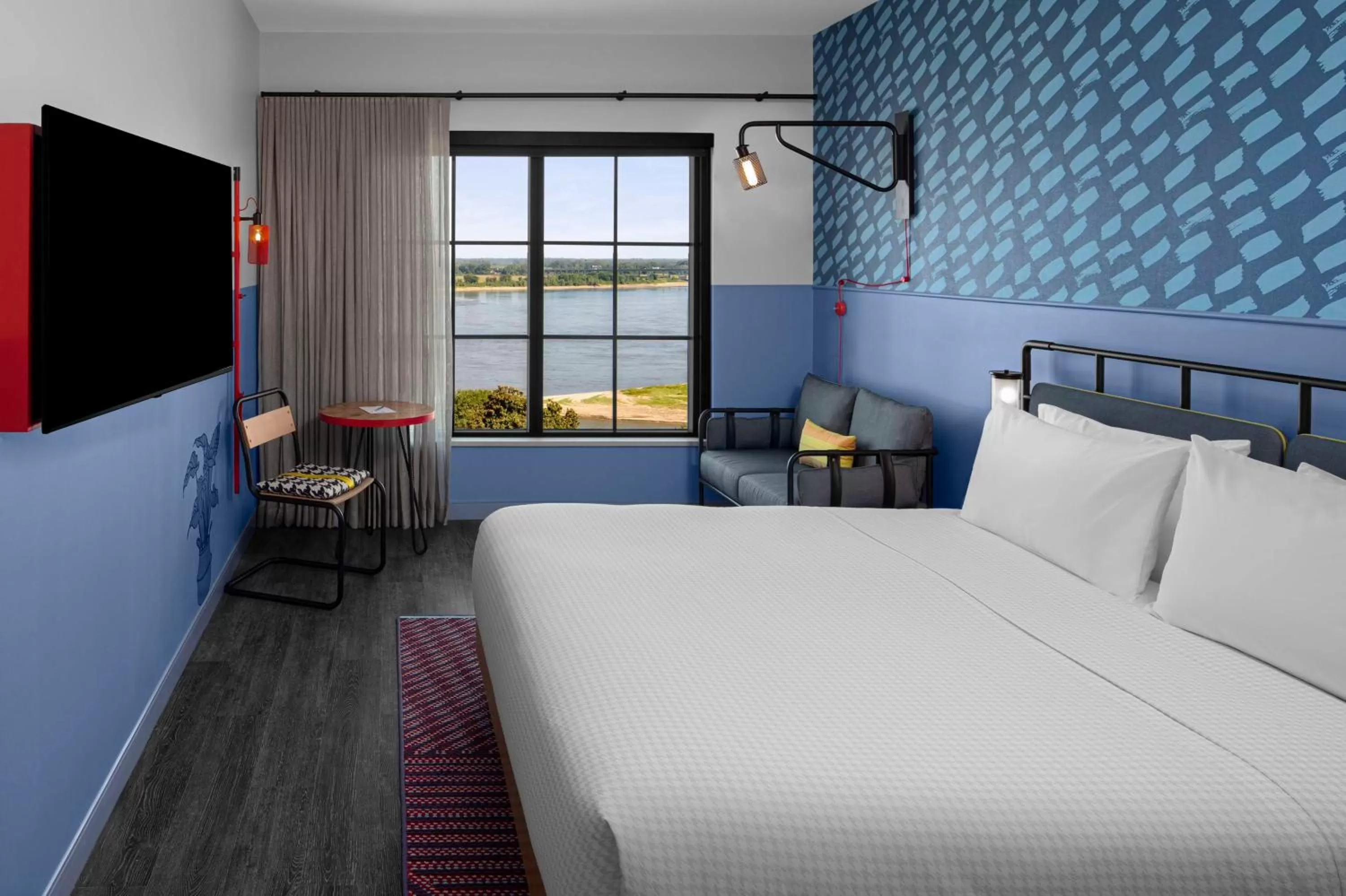 King Room with Accessible Tub - Disability Access in Caption By Hyatt Beale Street Memphis