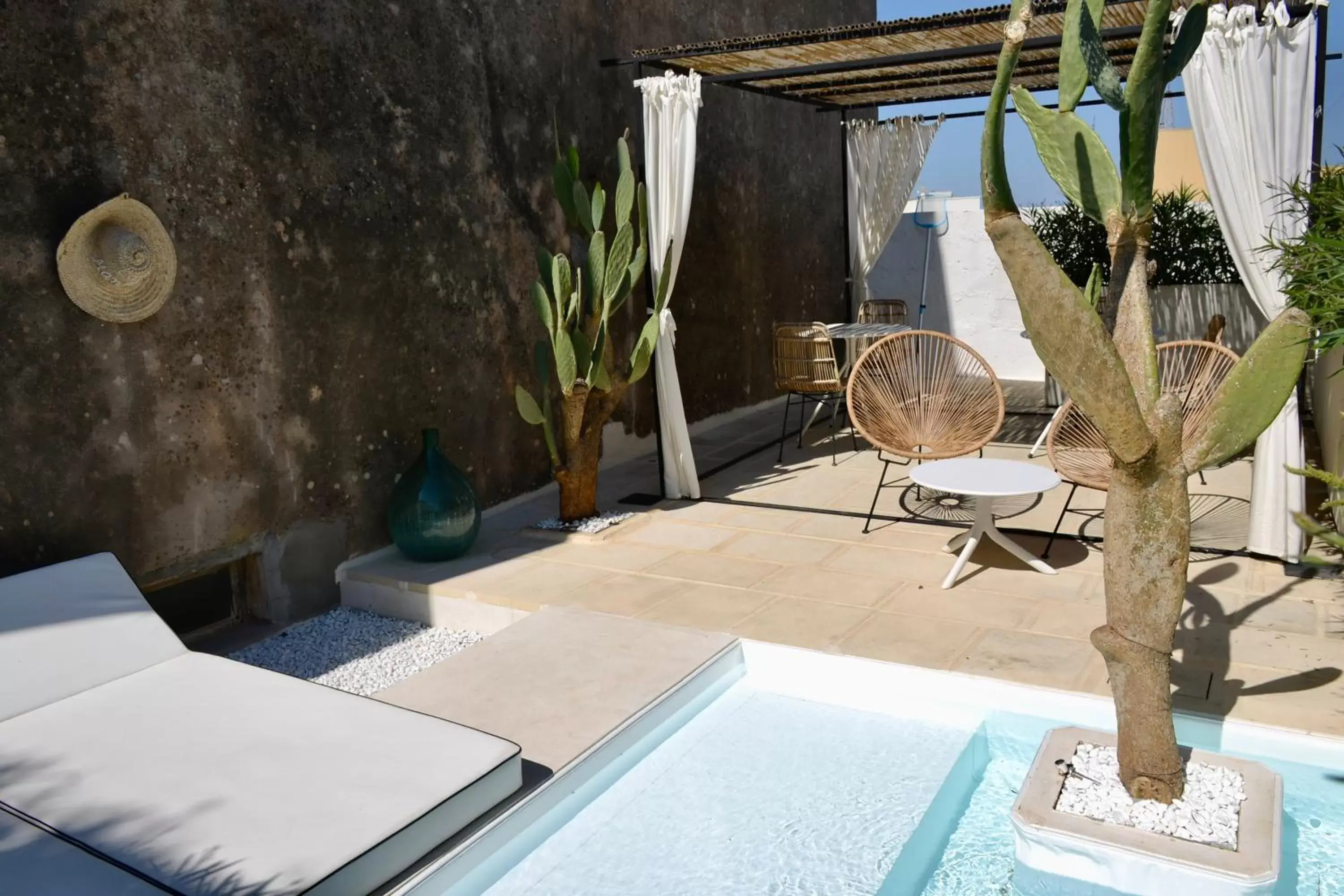 Balcony/Terrace, Swimming Pool in Corte Manfredi