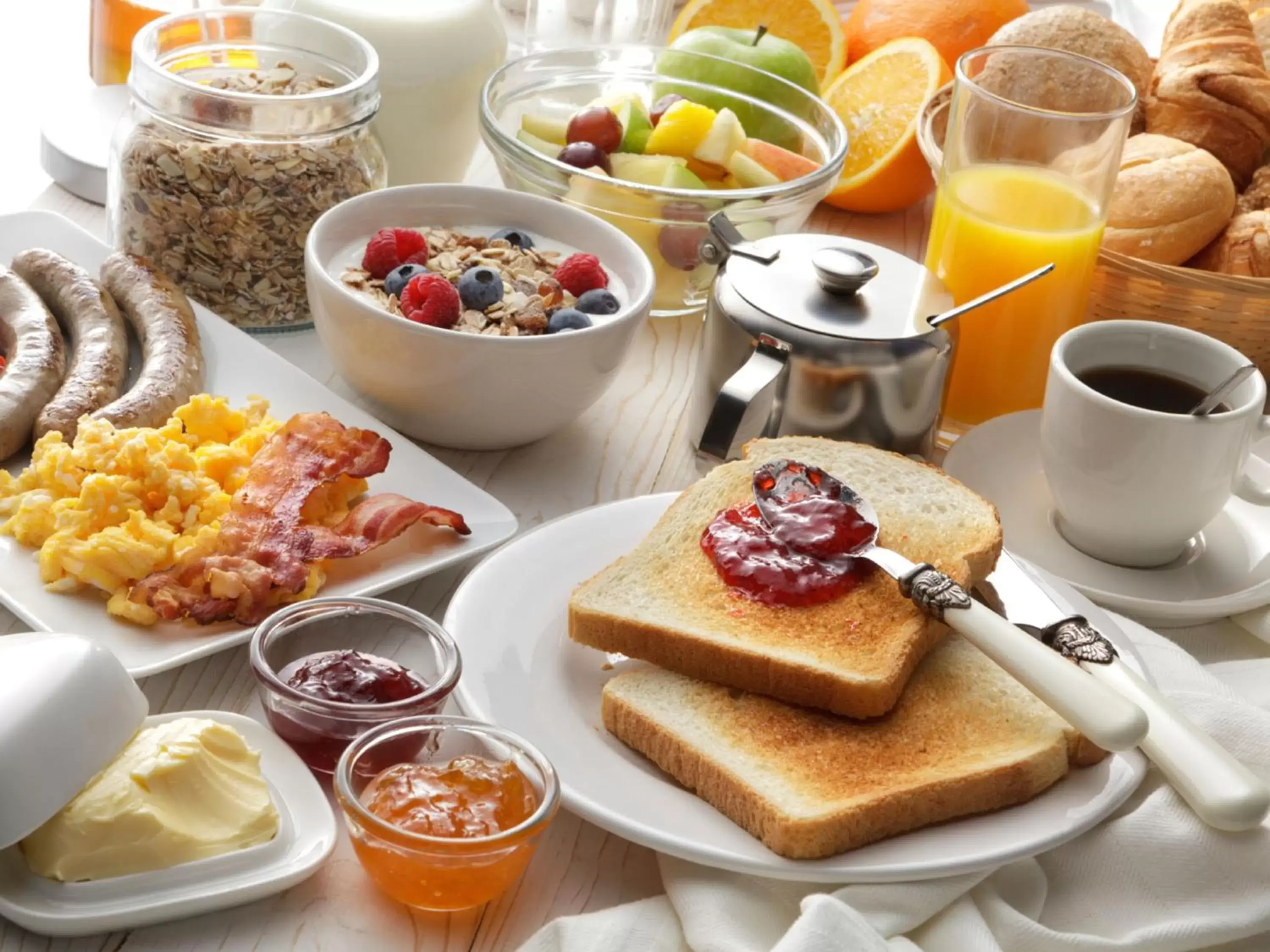 Continental breakfast in Radisson Blu Resort, Goa