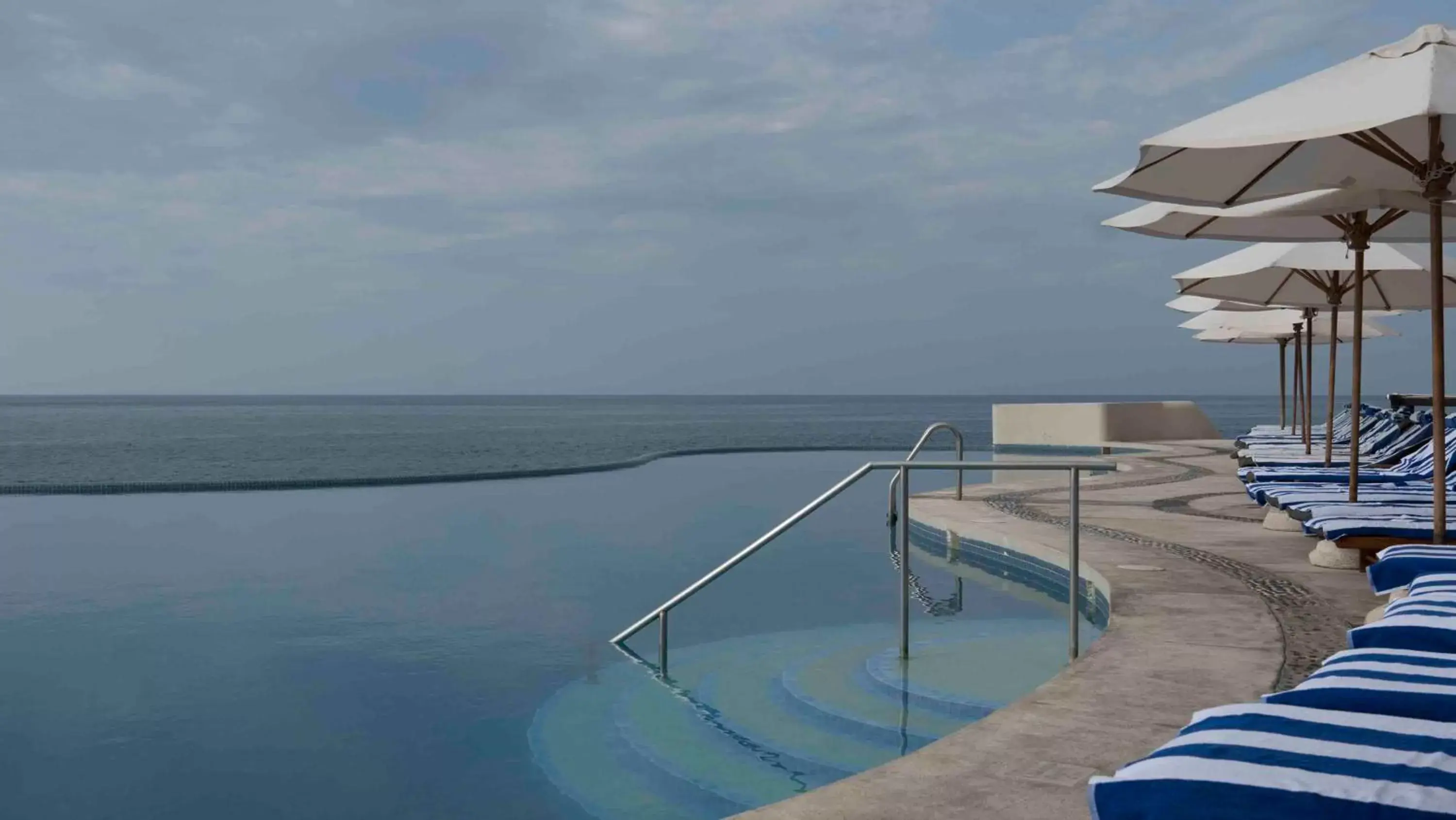 Sea view, Swimming Pool in Club Regina Los Cabos