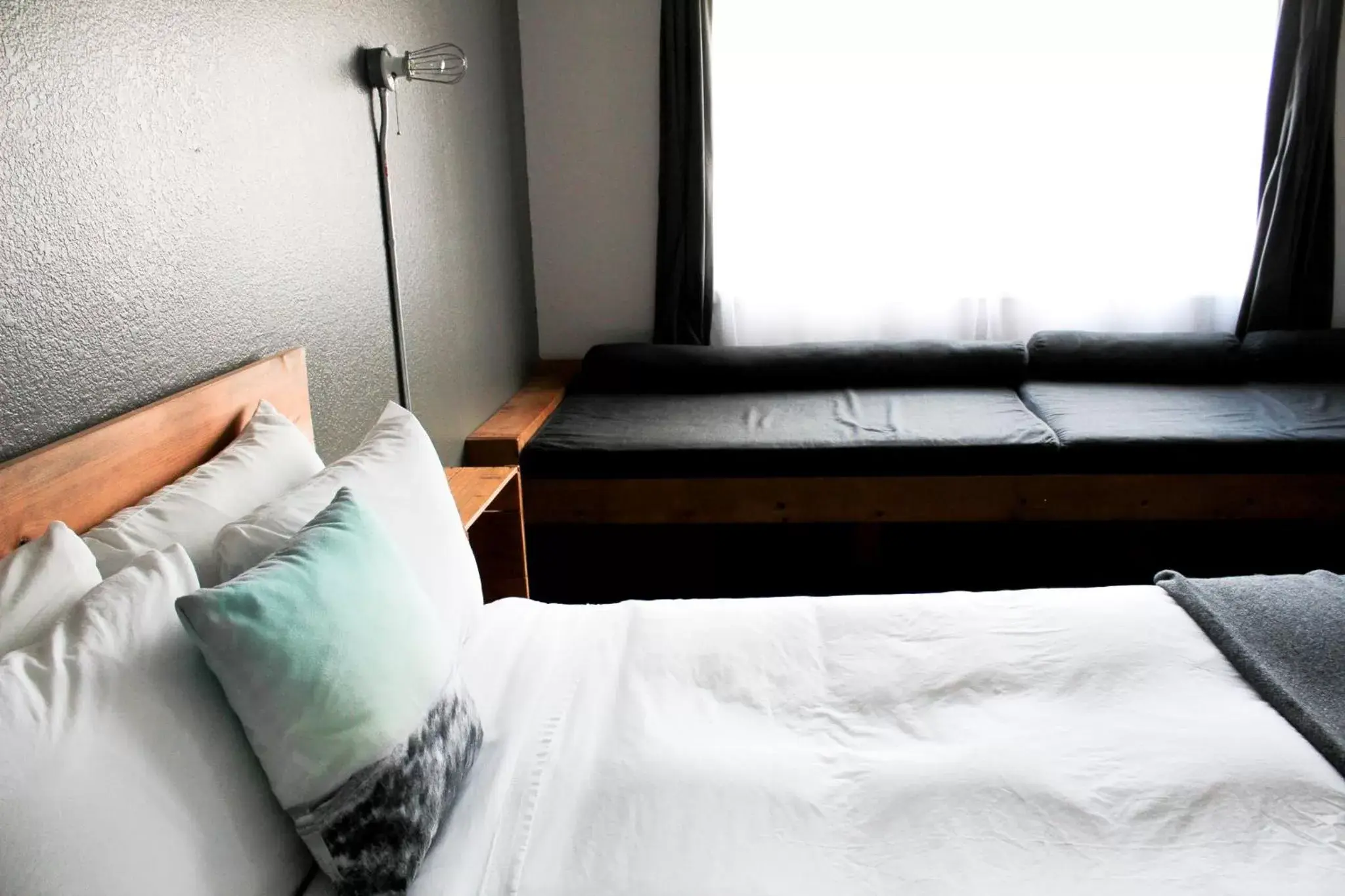 Bedroom, Bed in Adrift Hotel