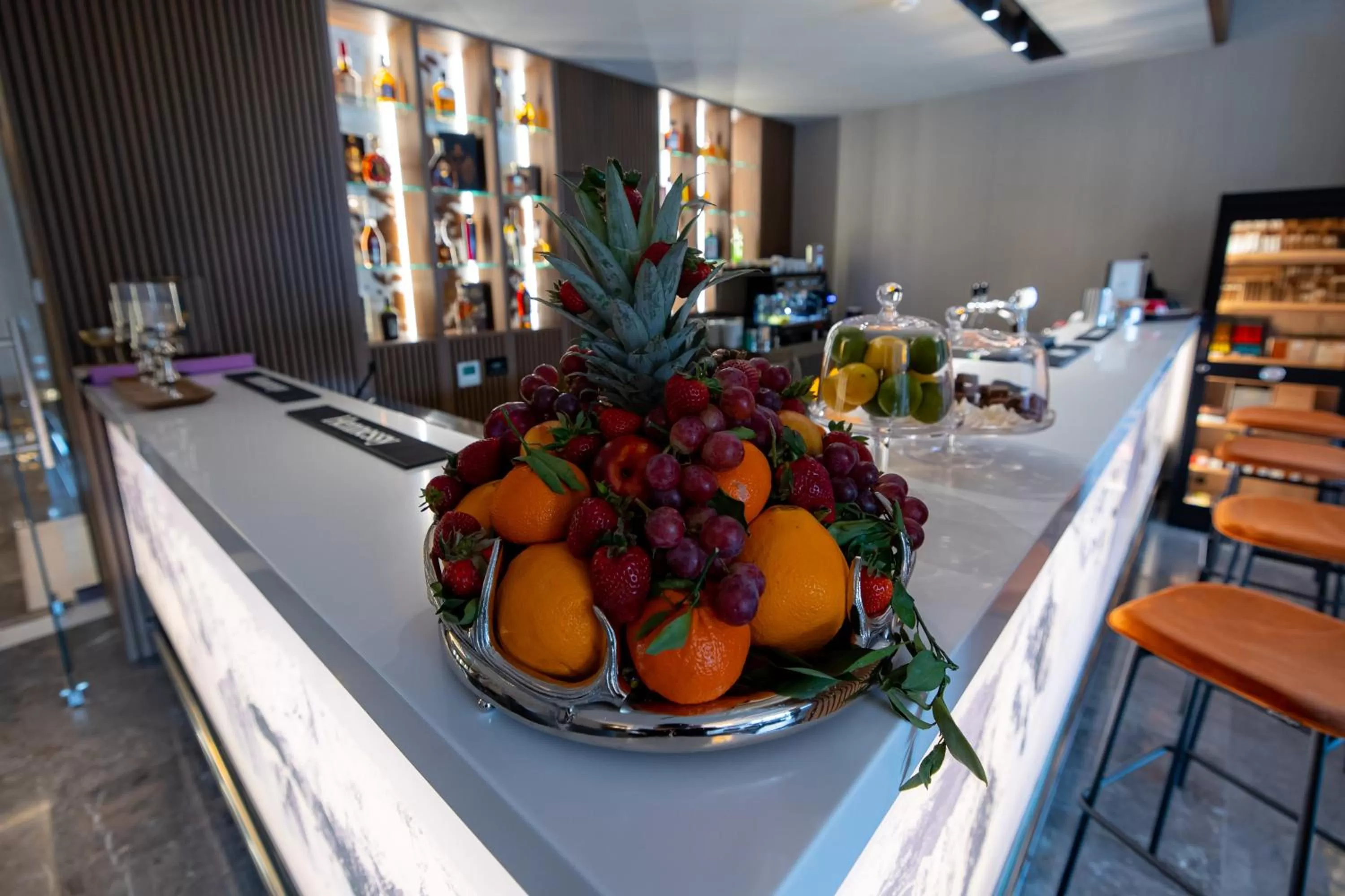 Food and drinks in Hotel Belmont