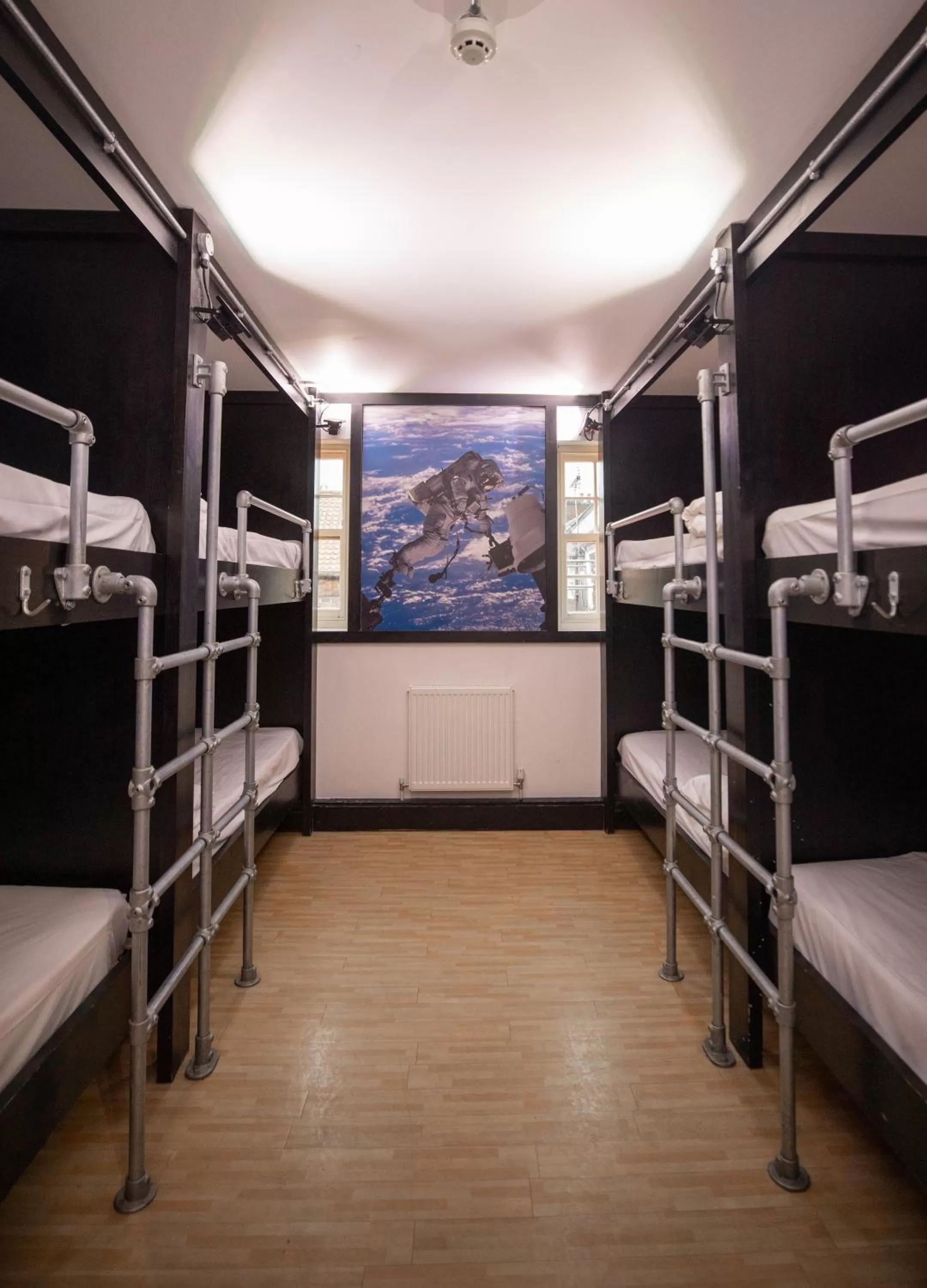 bunk bed, Bed in The Fort York