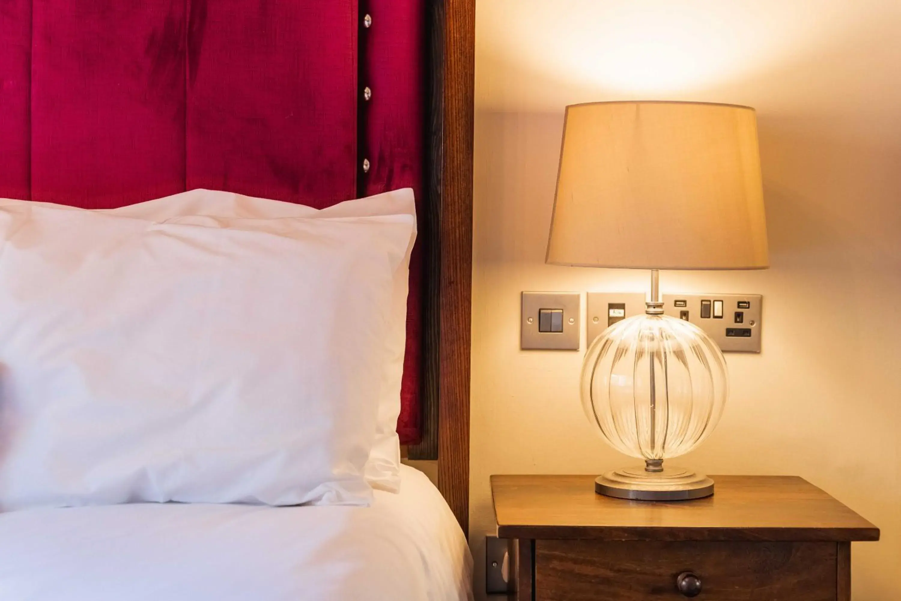 Bedroom, Bed in Hallgarth Manor House