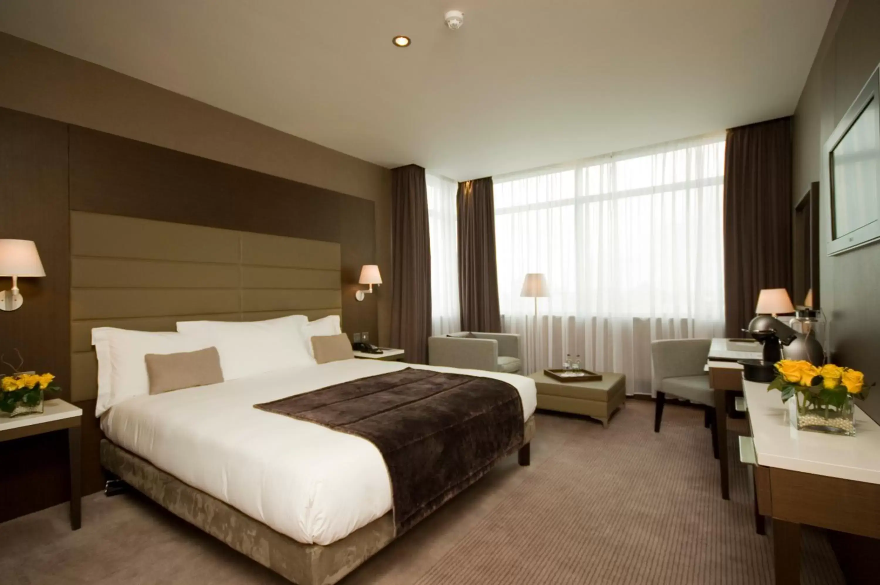 Bed in Radisson Blu Royal Hotel Dublin