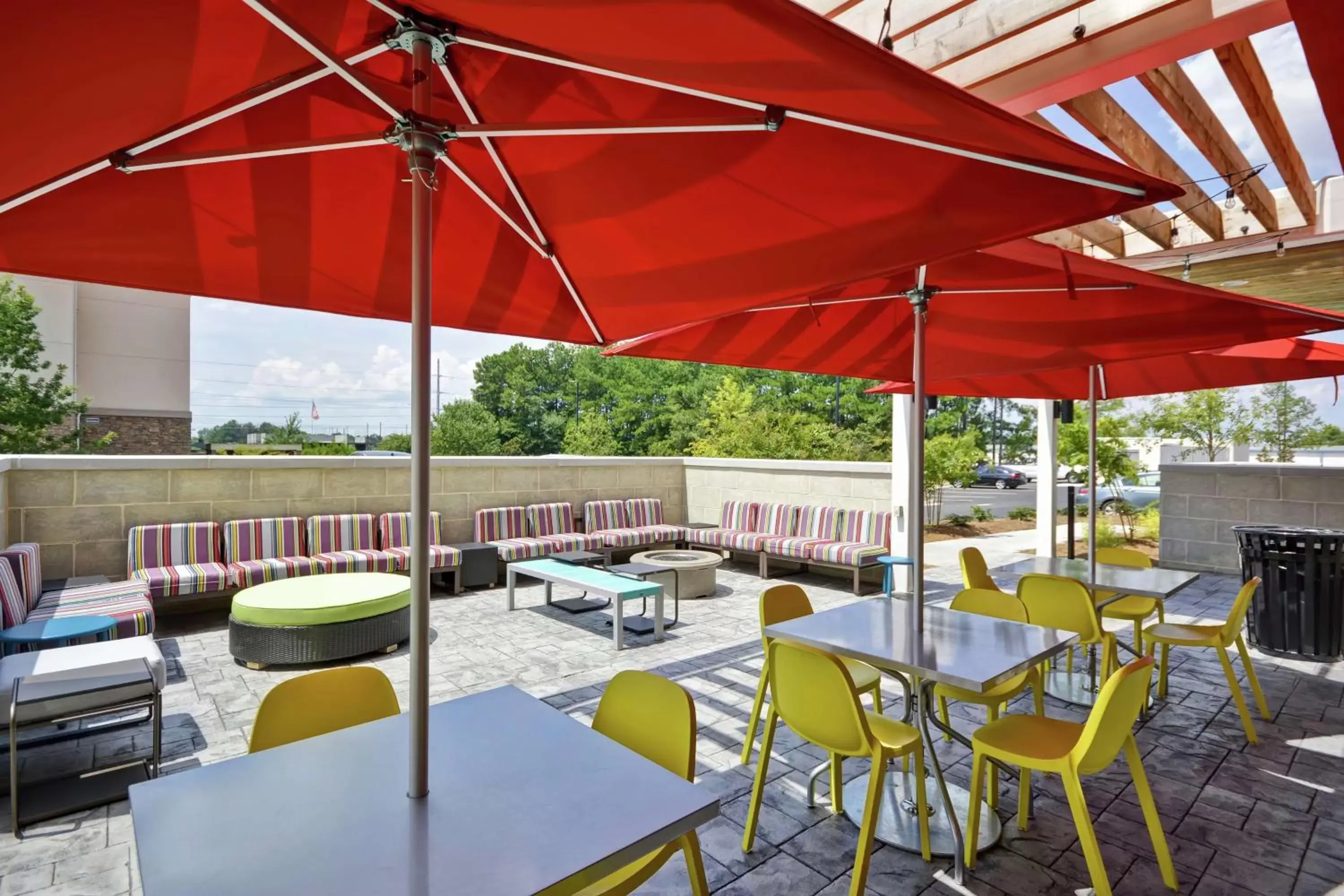 Patio, Restaurant/Places to Eat in Home2 Suites By Hilton Atlanta Lithia Springs