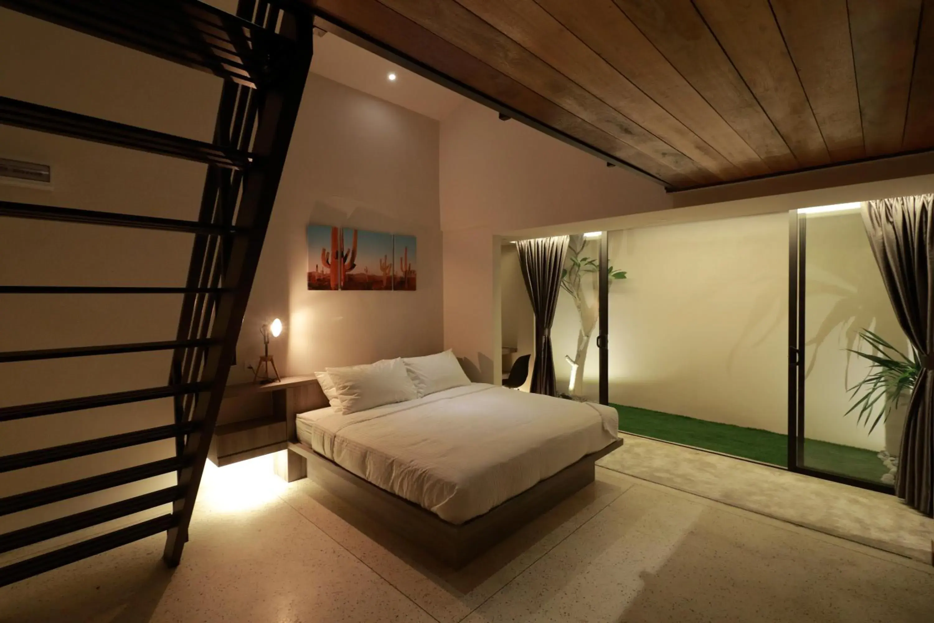 Bed in Laman Sentosa Boutique Residence