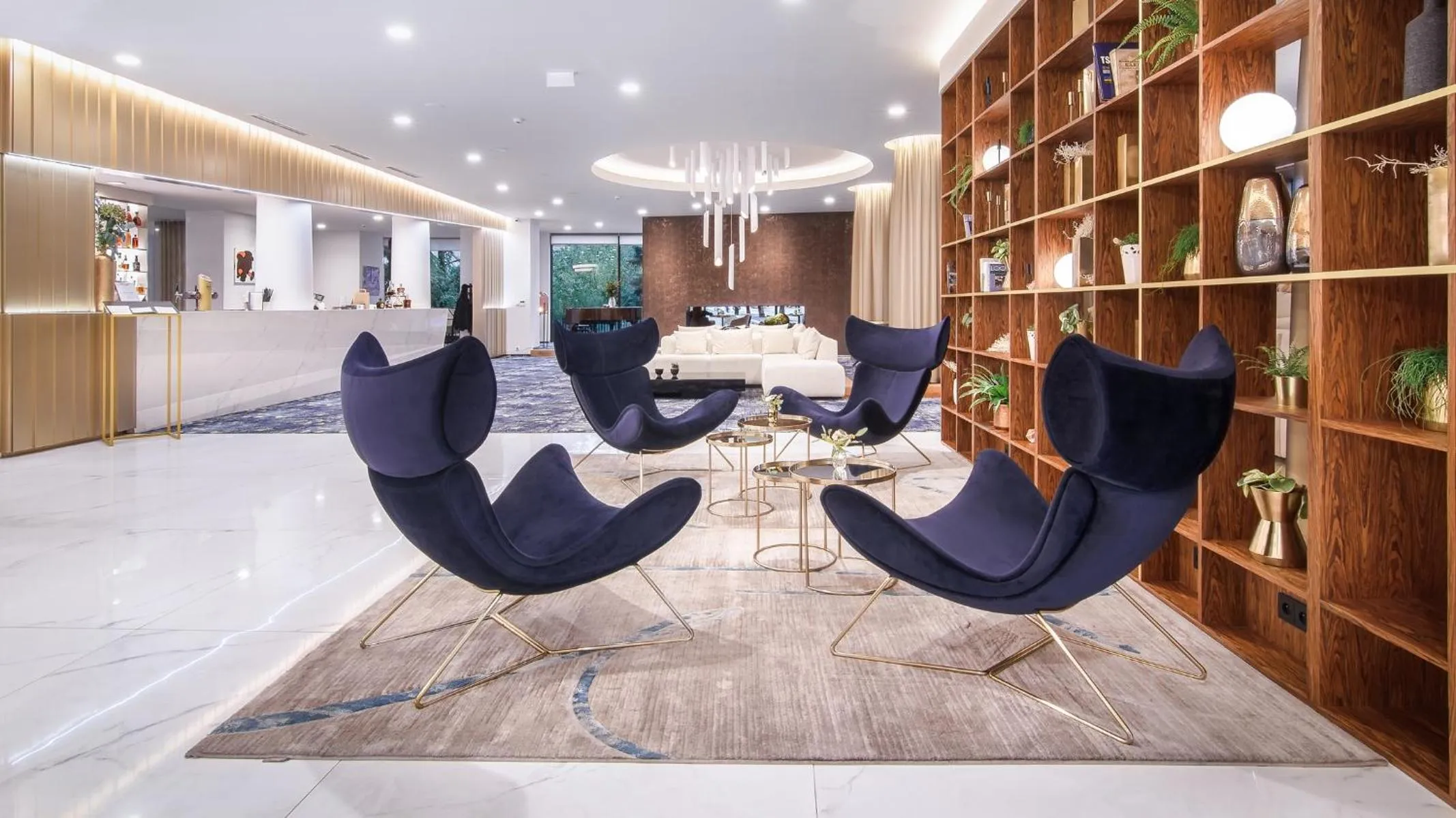 Restaurant/places to eat in The President