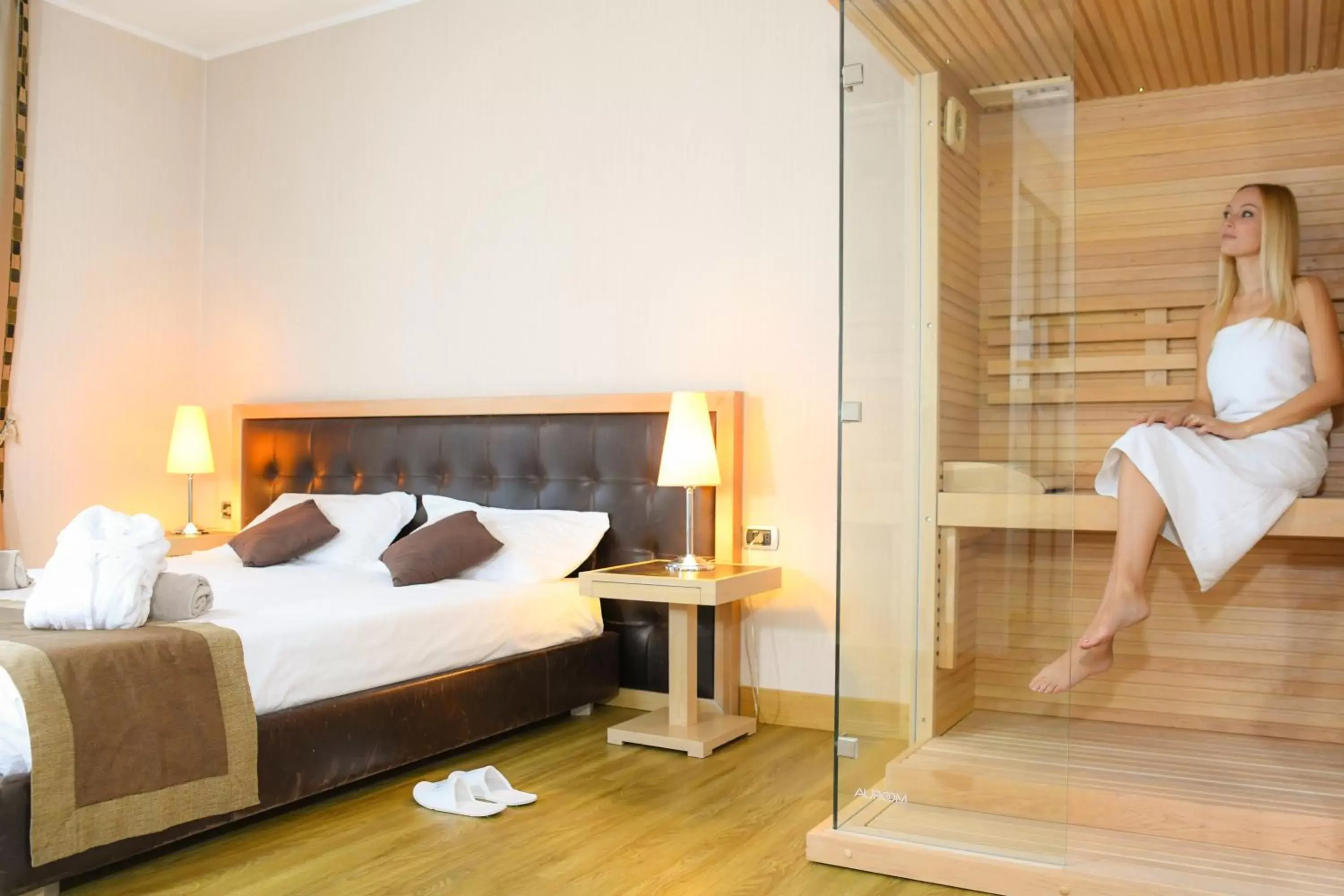 Sauna, Bed in Hotel Master