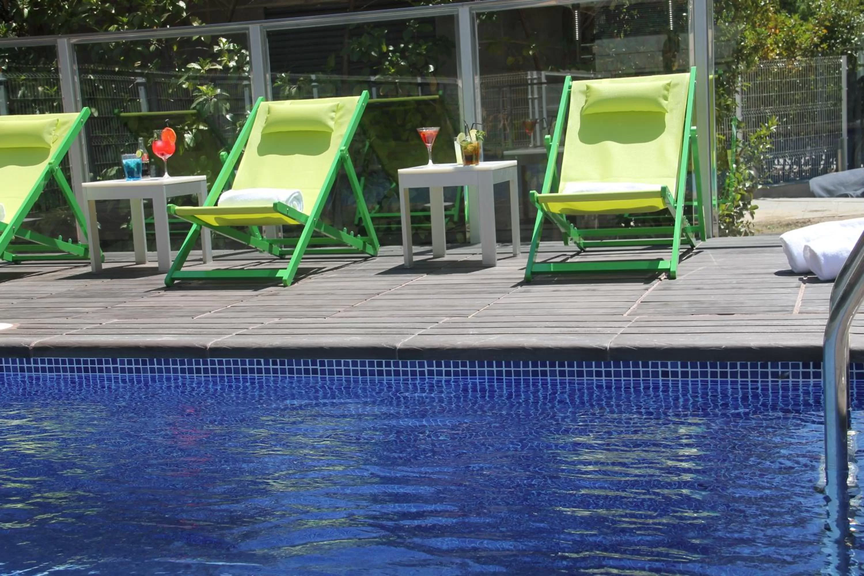 Swimming pool in Primus Valencia