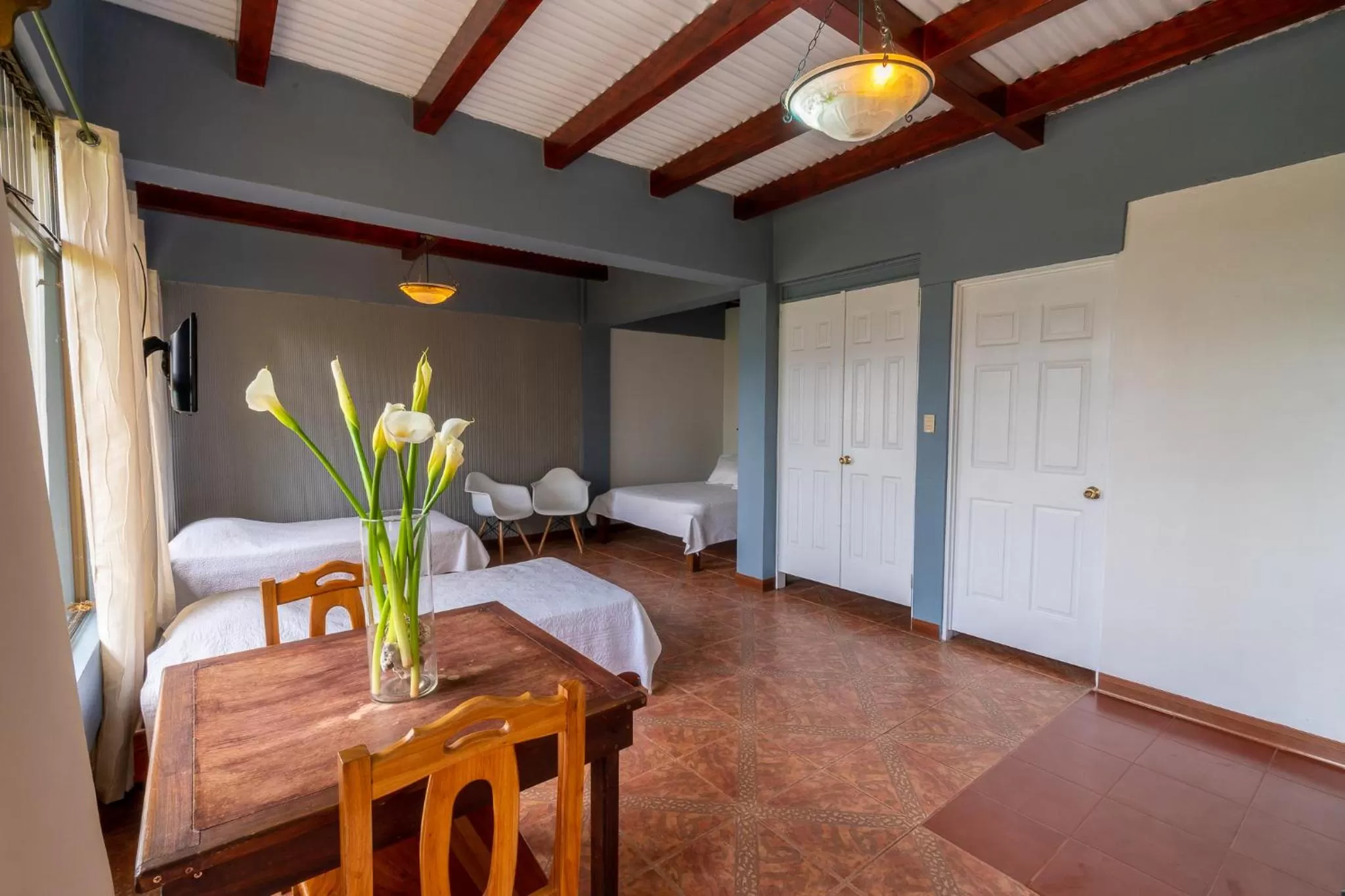 Dining Area in Ladera Hotel