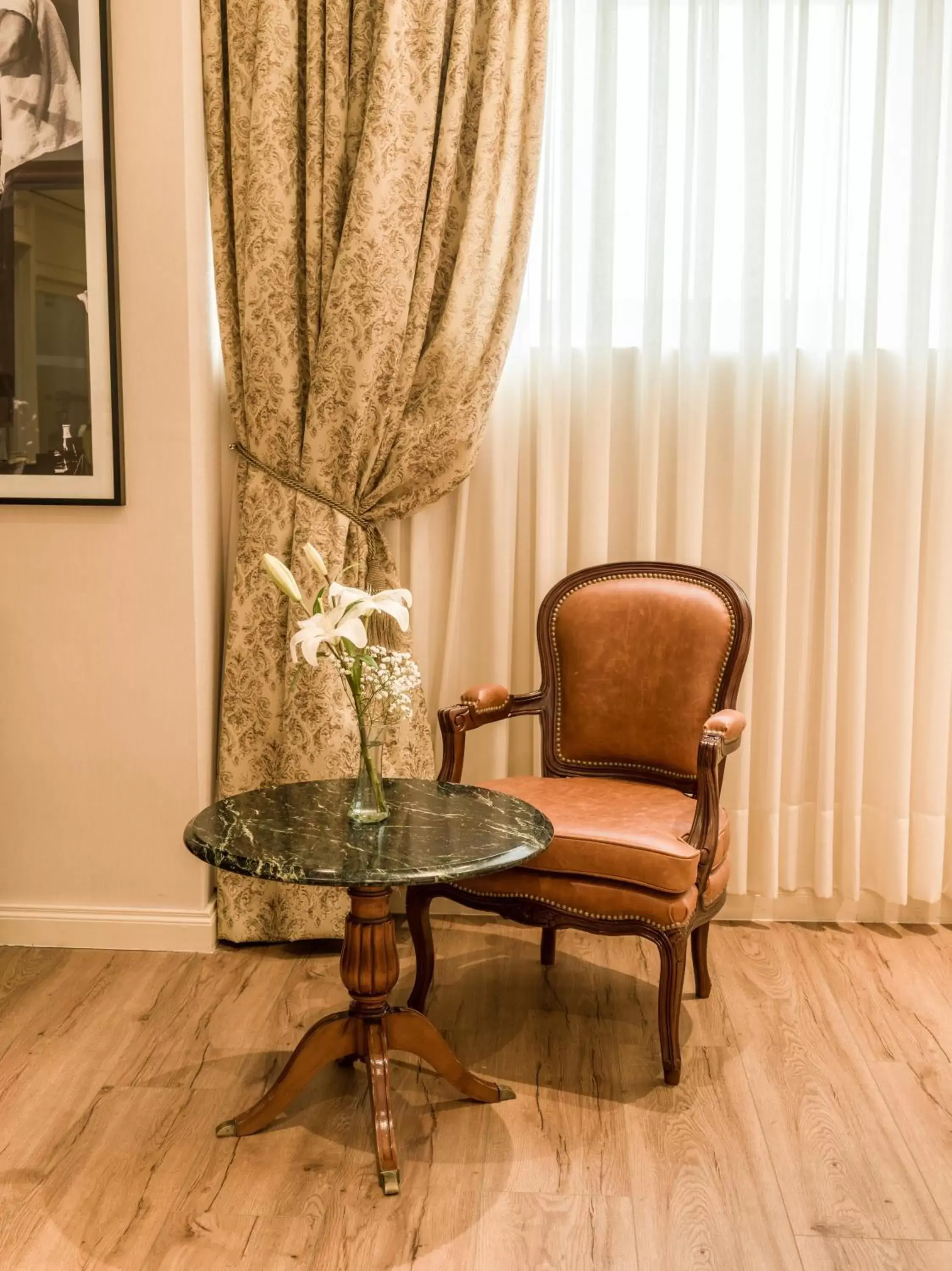 Living room, Seating Area in Melia Recoleta Plaza Hotel