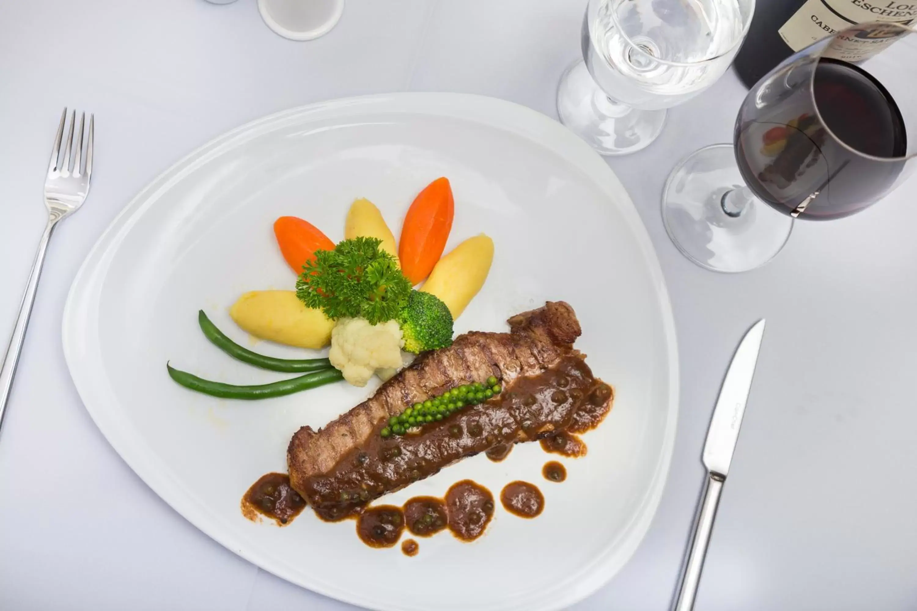 Food and drinks in Cambana La Riviere Boutique Food and drinks in Cambana La Riviere Boutique