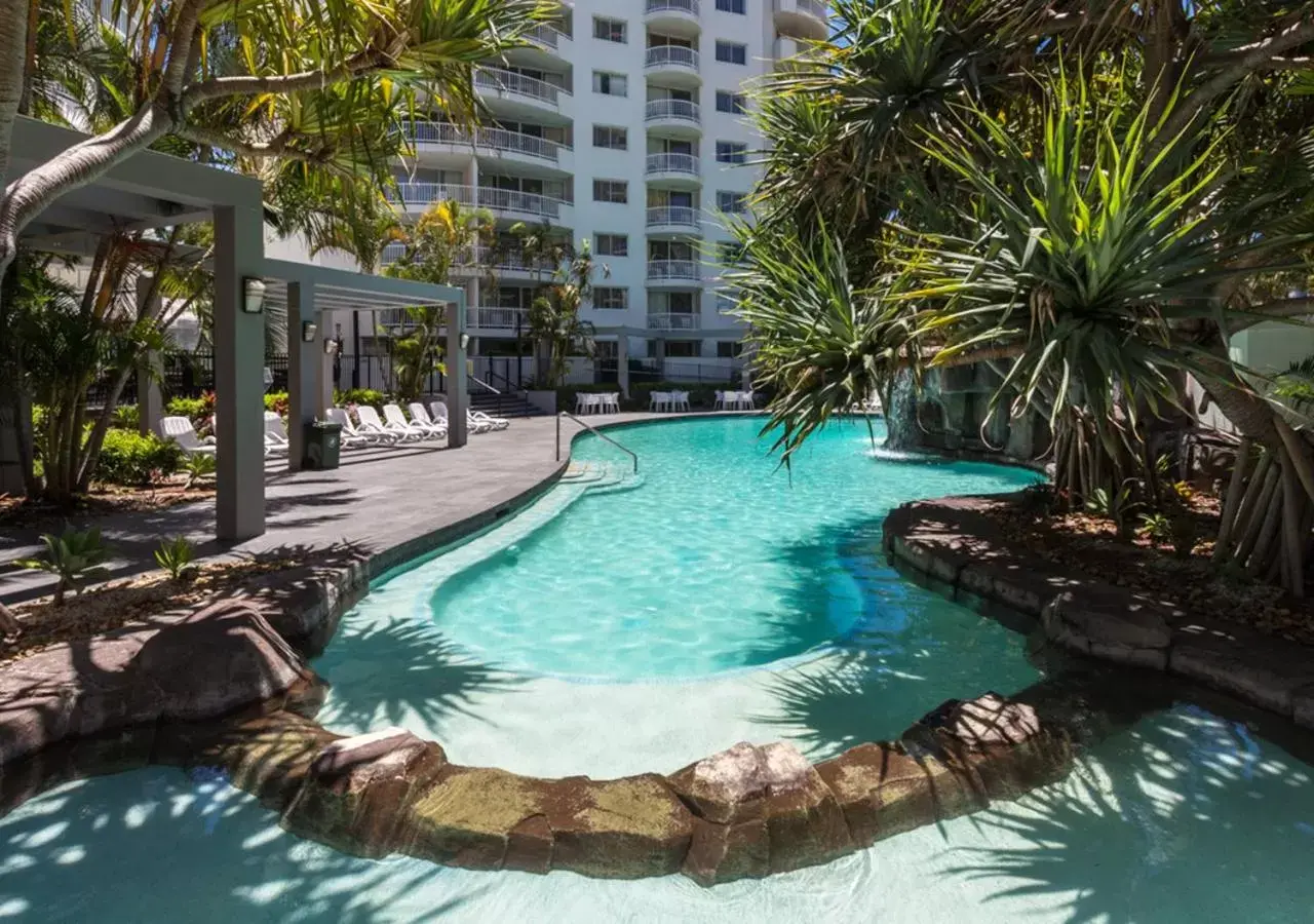 Swimming pool, Pool View in Sovereign on the Gold Coast