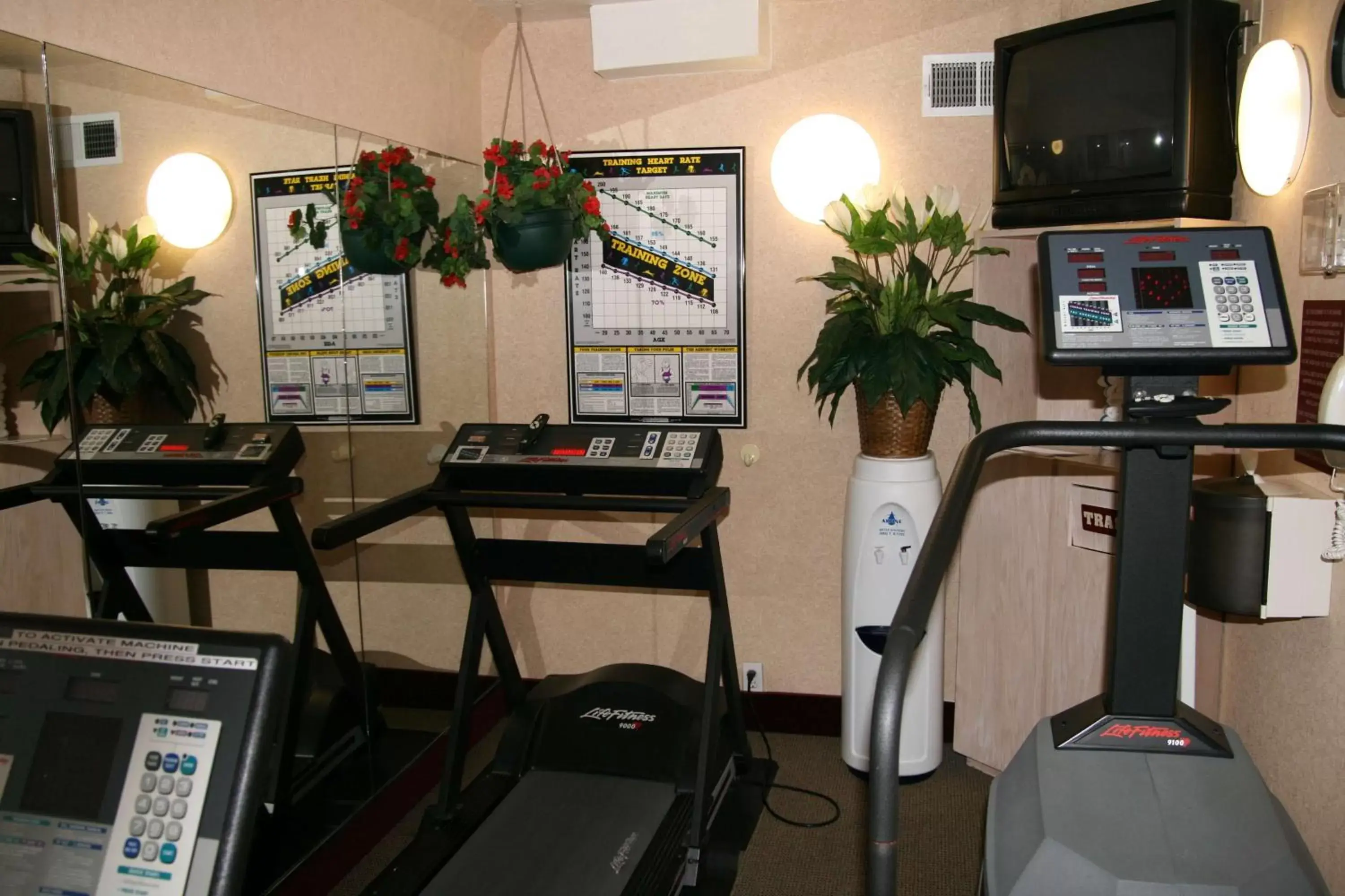 Fitness centre/facilities in Hampton Inn Glendale-Peoria Fitness centre/facilities in Hampton Inn Glendale-Peoria