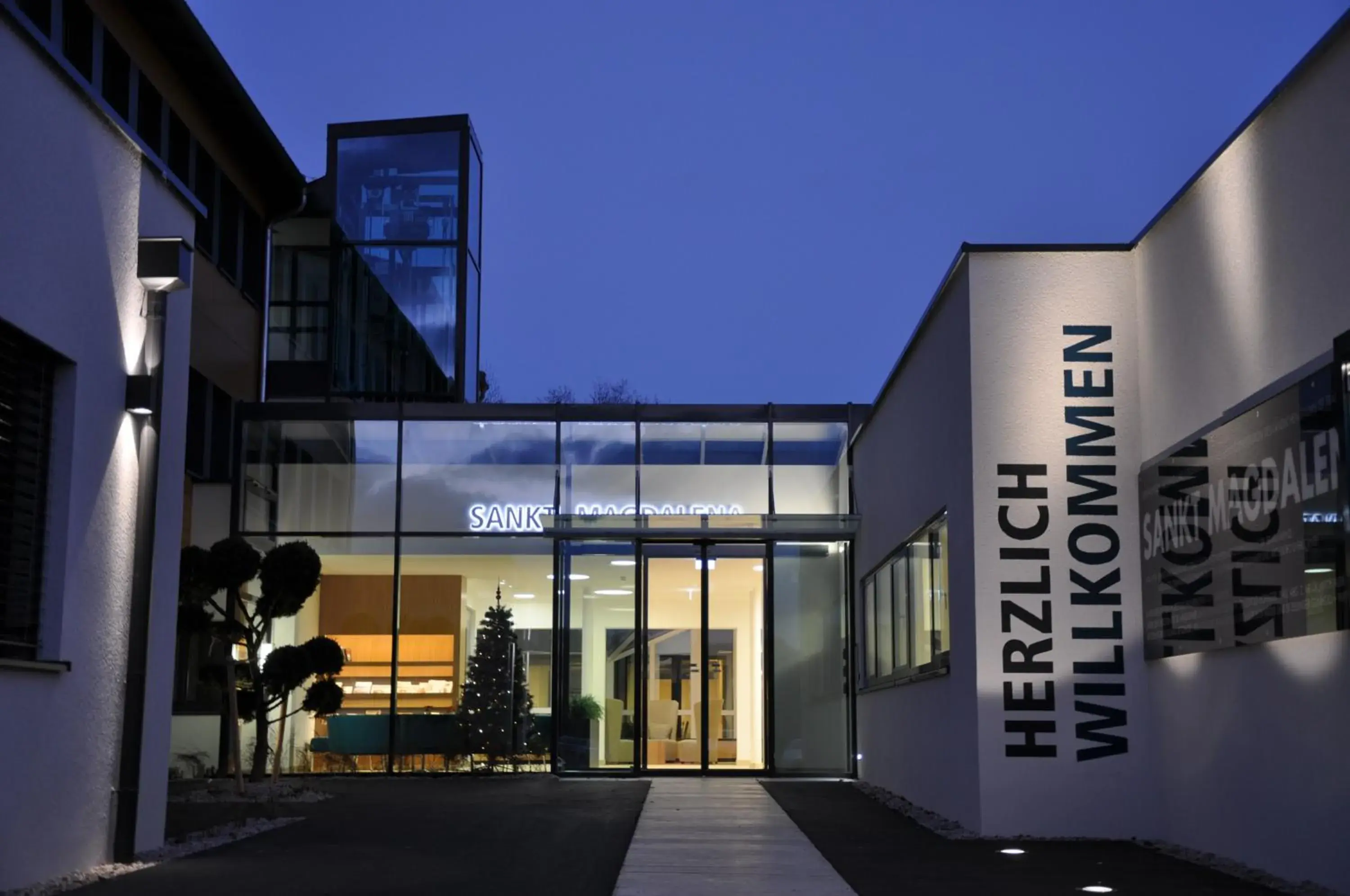 Facade/entrance, Property Building in Sankt Magdalena