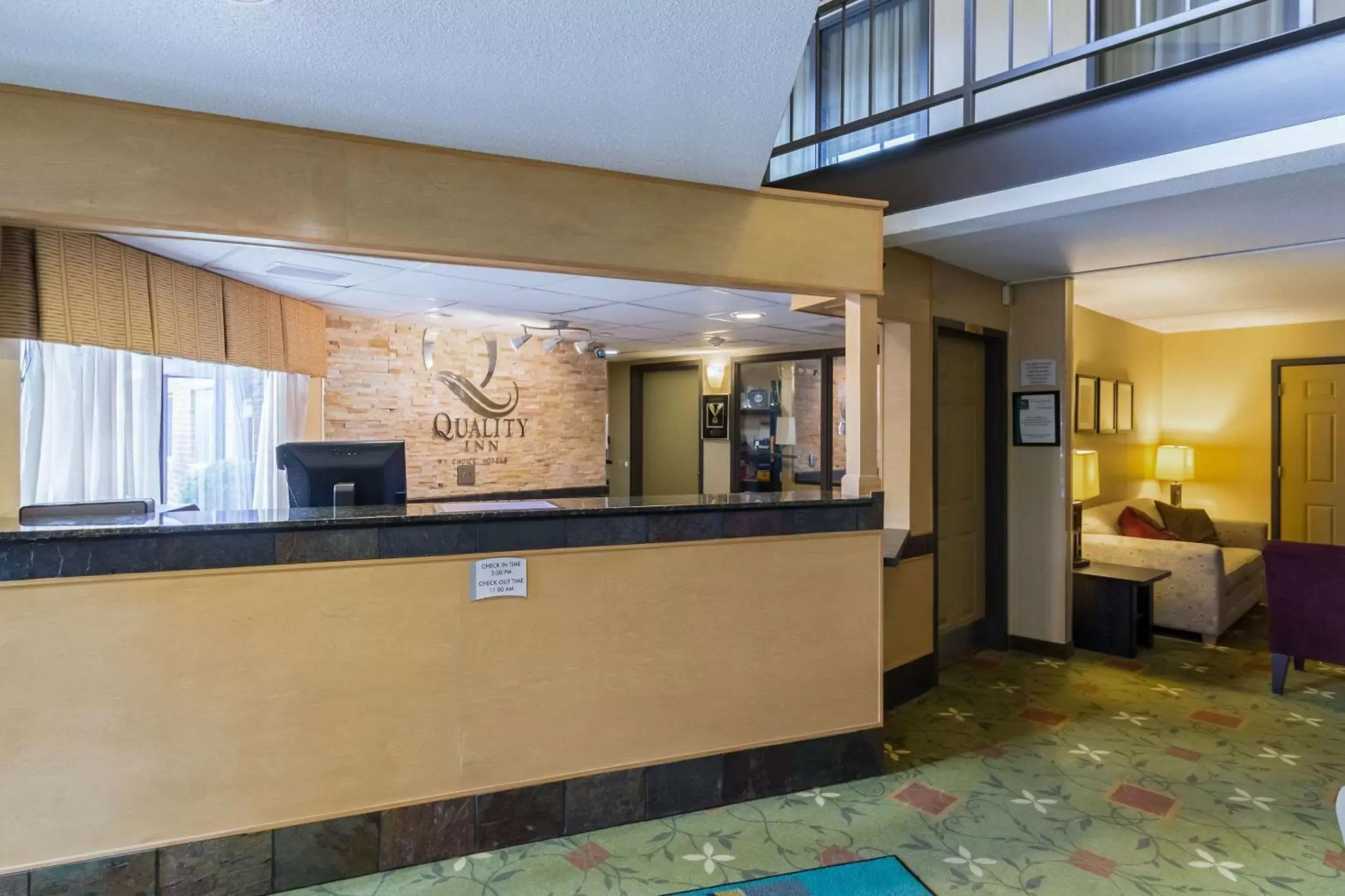 Lobby or reception, Lobby/Reception in Quality Inn & Suites Mayo Clinic Area