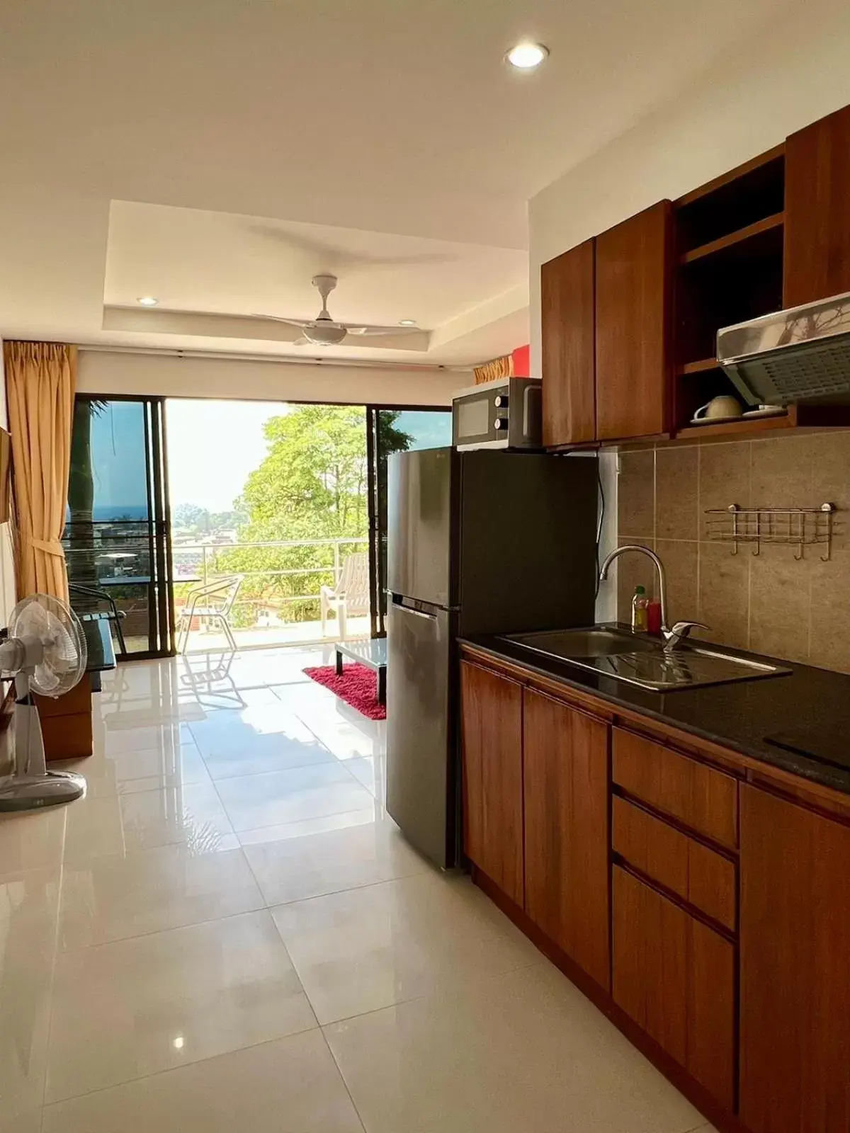 Kitchen/Kitchenette in Mountain Seaview Luxury Apartments