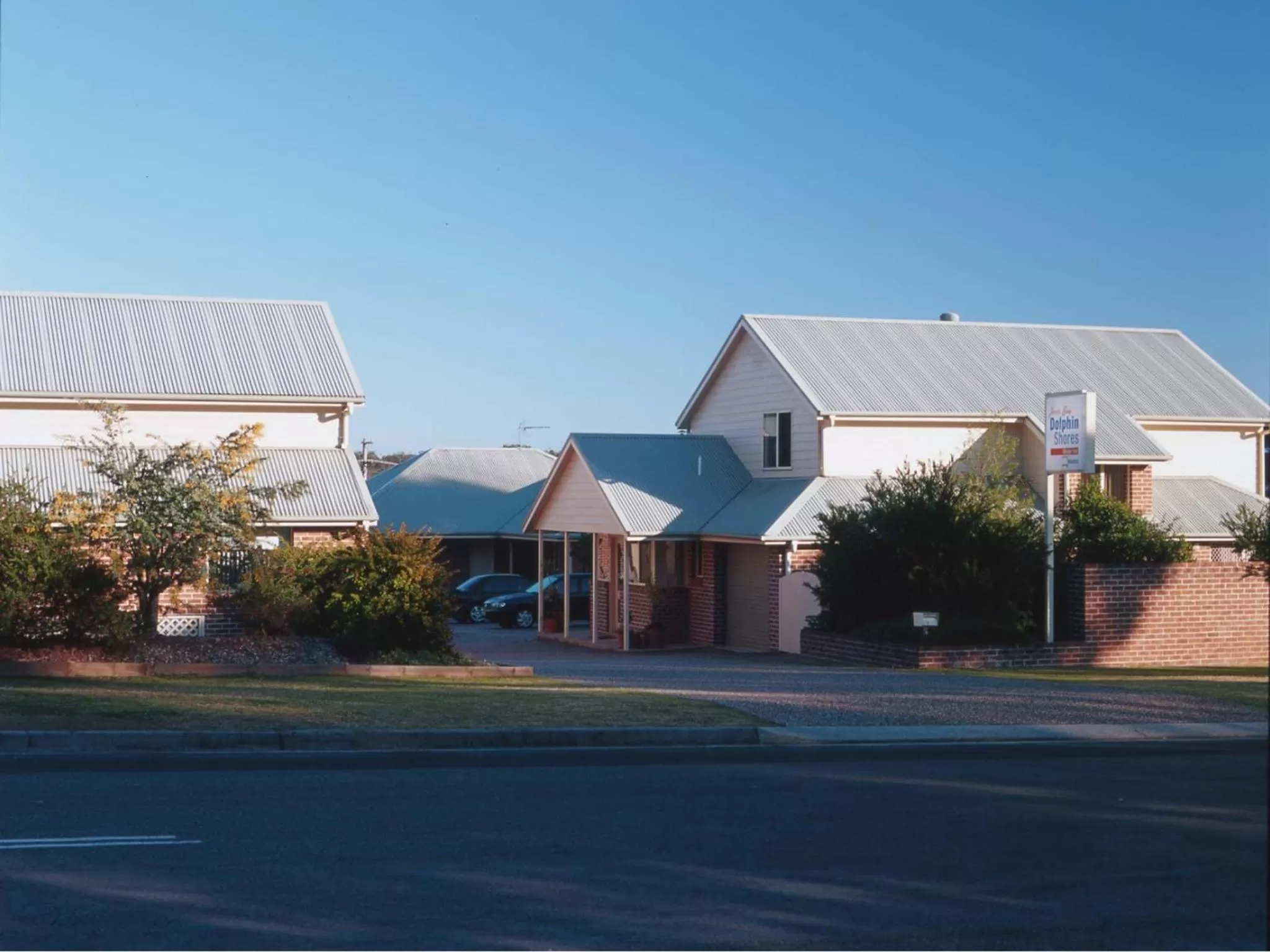 Facade/entrance in Dolphin Shores