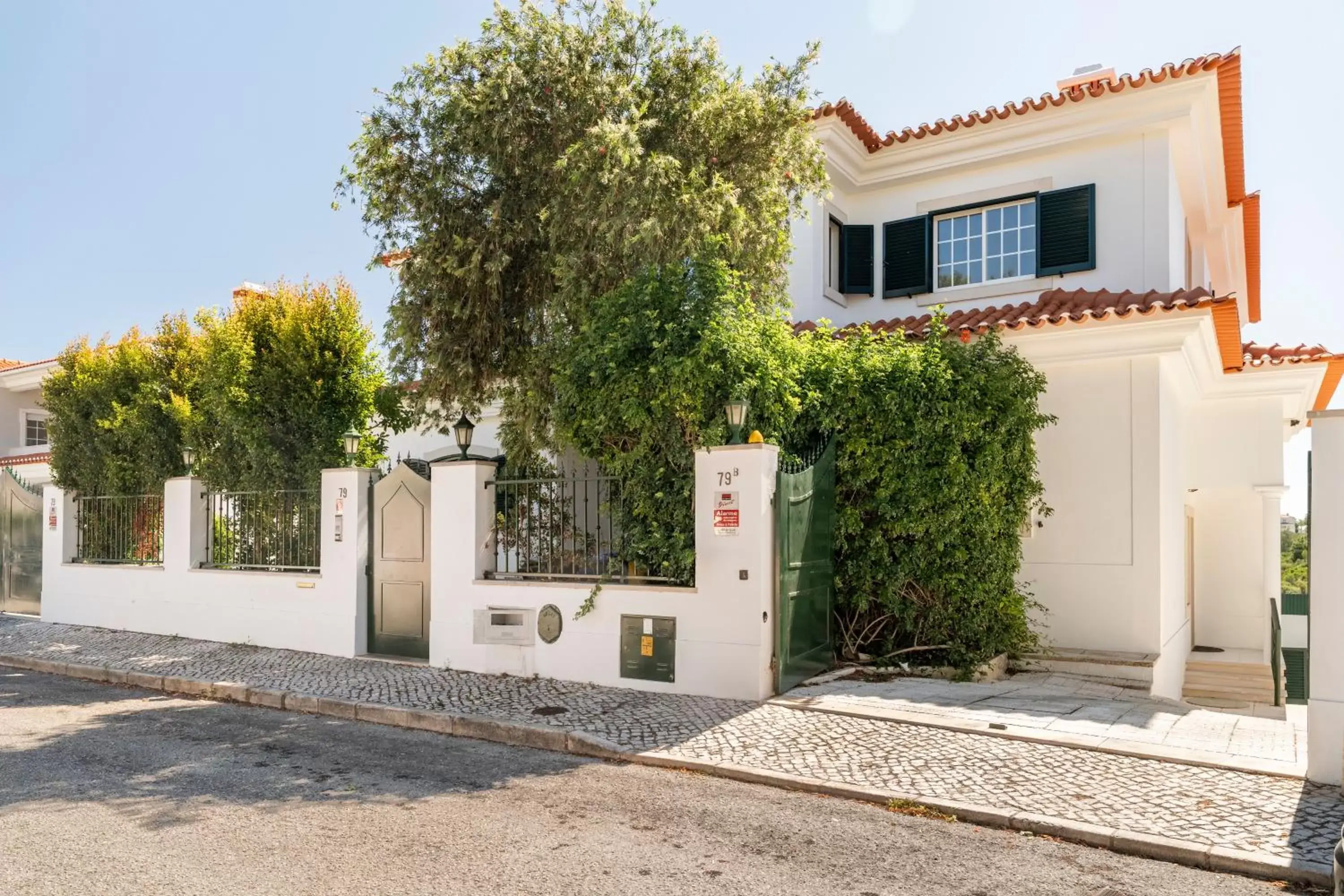 Property Building in Villa Privée Cascais