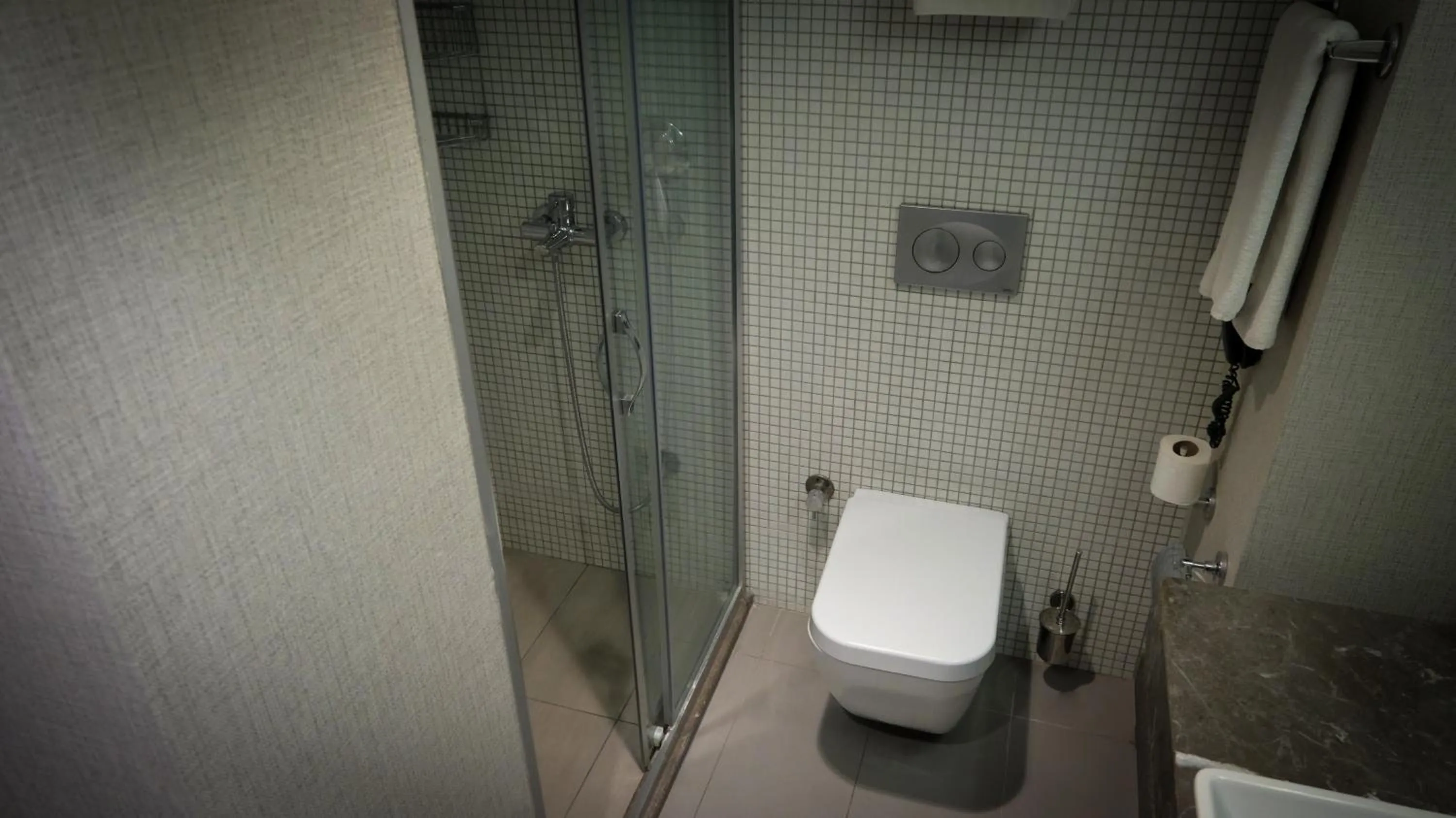 Shower in Kervansaray Bursa City Hotel