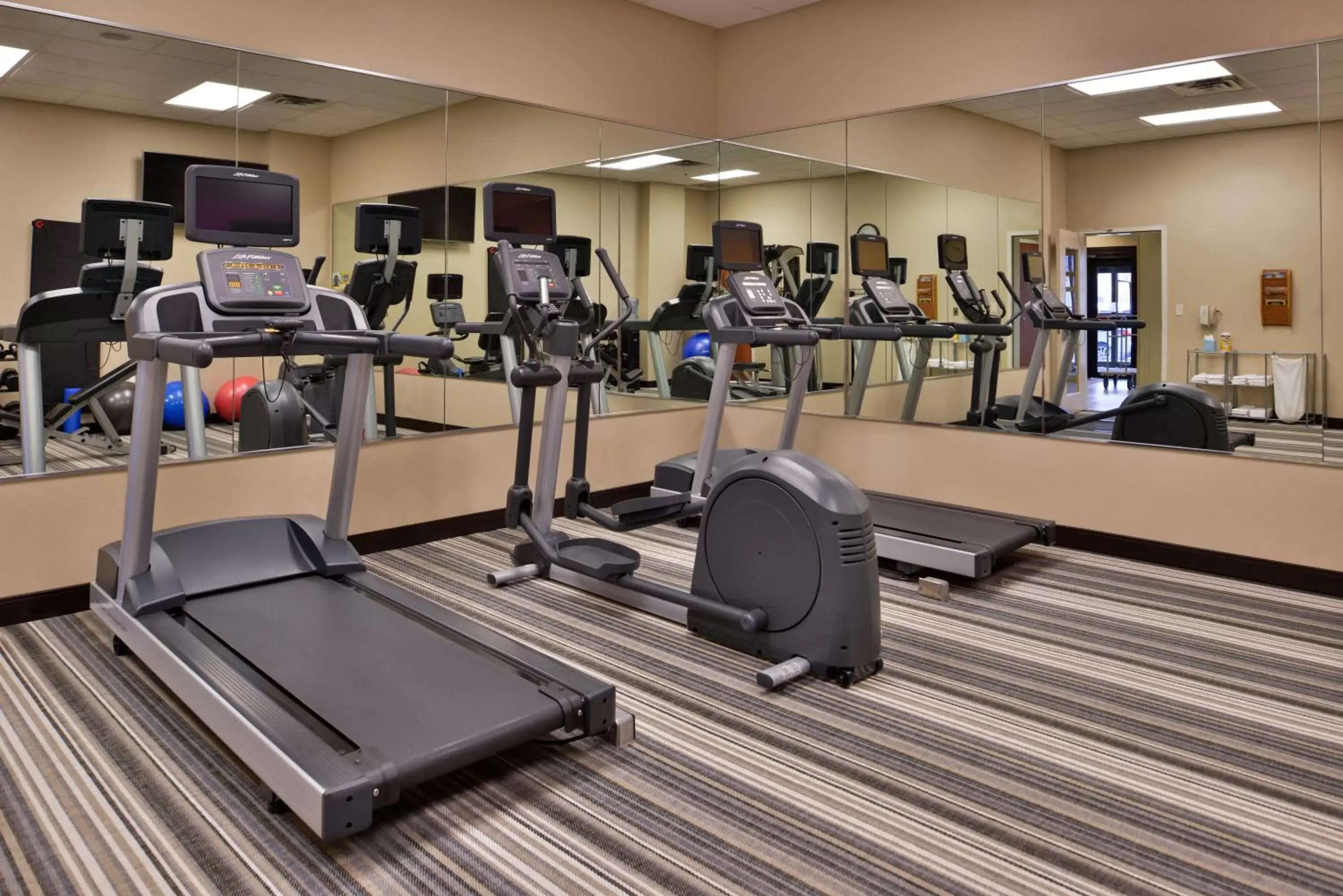 Fitness centre/facilities, Fitness Center/Facilities in Candlewood Suites Terre Haute, an IHG Hotel