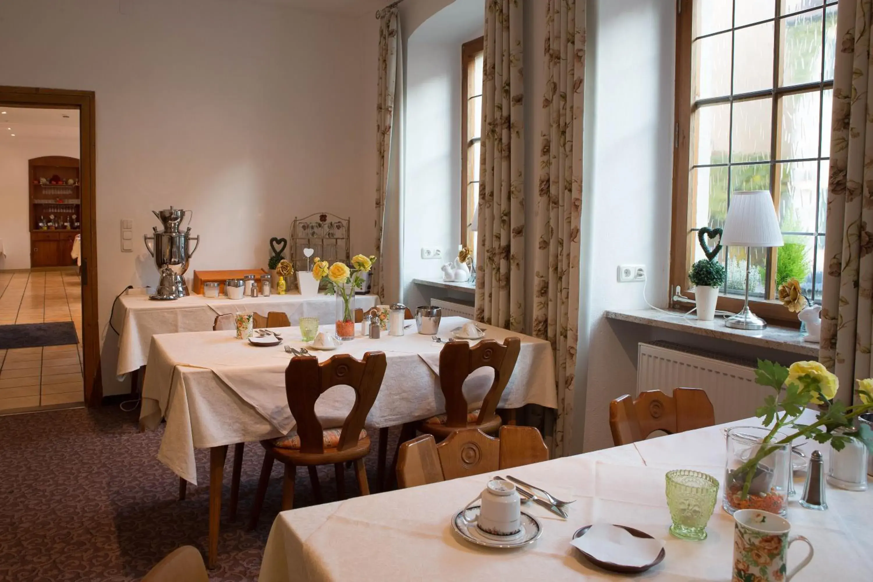 Food and drinks, Restaurant/Places to Eat in Boutiquehotel Goldene Rose