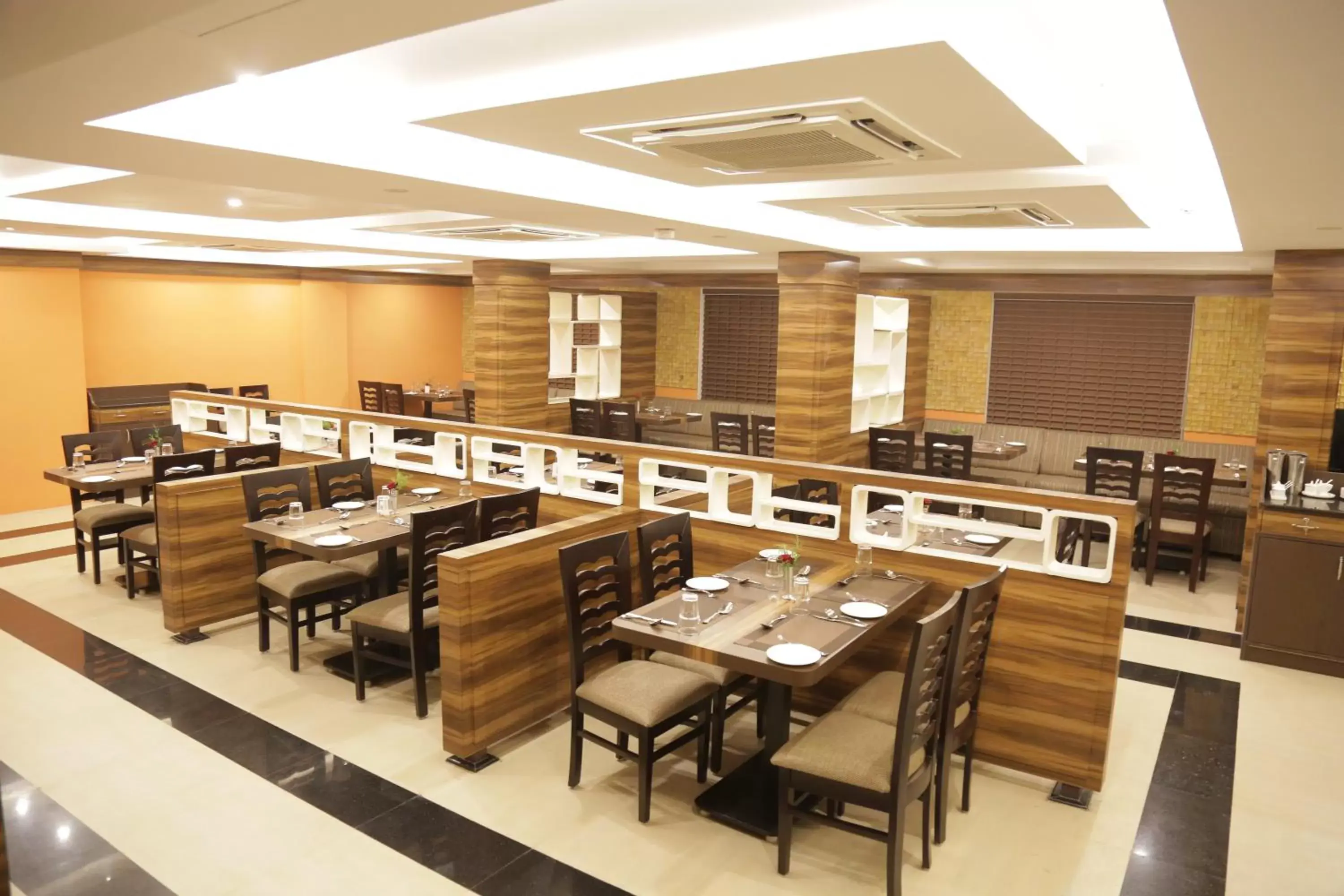 Restaurant/places to eat in Rangalaya Royal Restaurant/places to eat in Rangalaya Royal