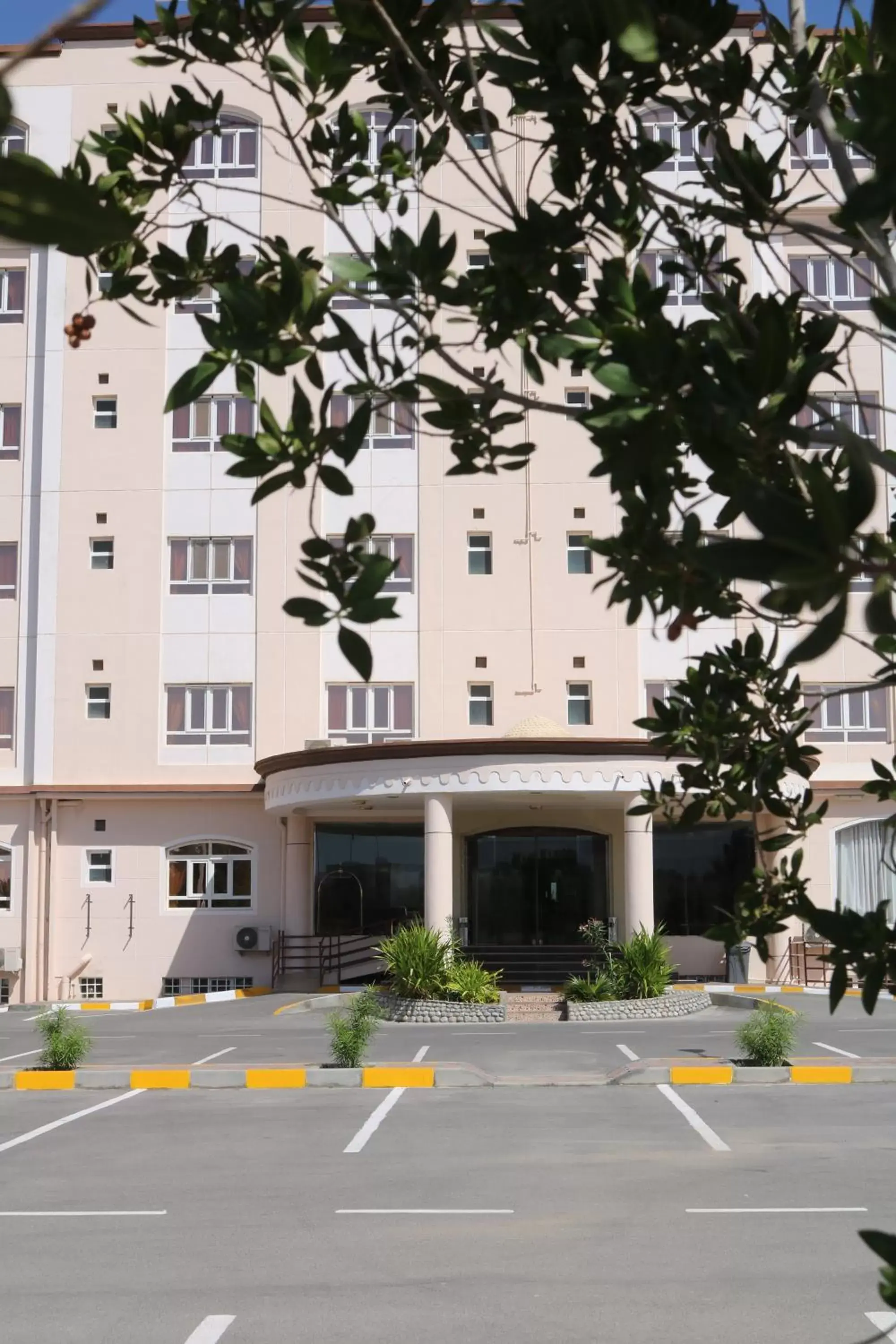 Facade/entrance, Property Building in Nizwa Hotel Apartments
