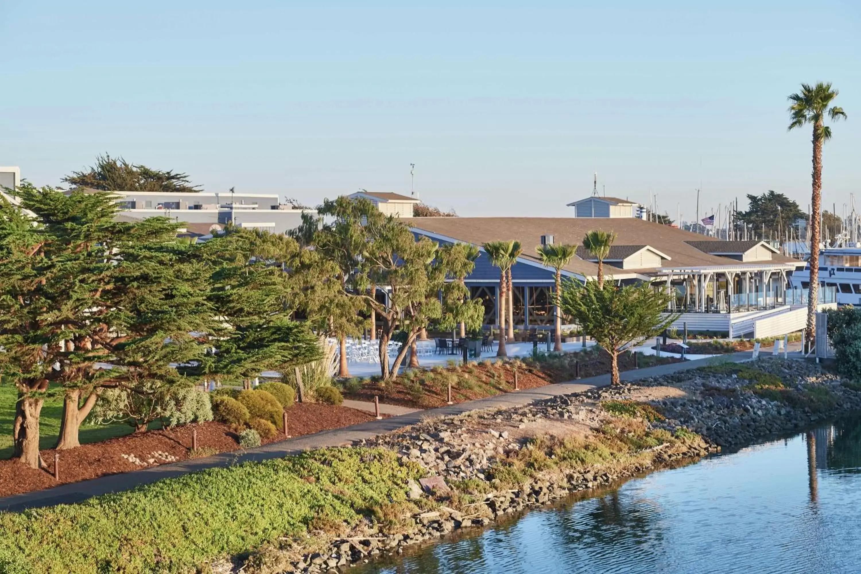 Property building in DoubleTree by Hilton Hotel Berkeley Marina