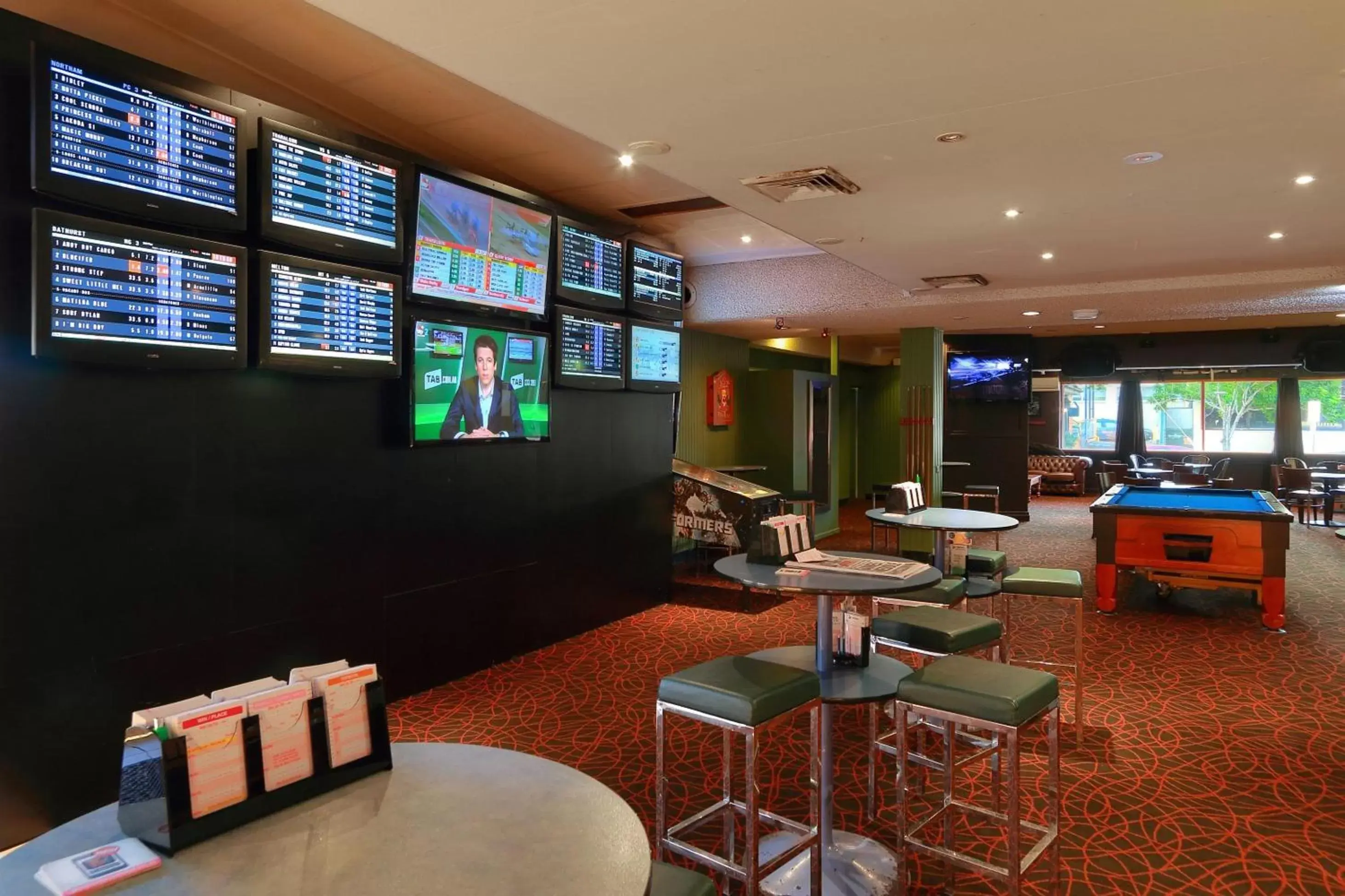 Business facilities, Lounge/Bar in Prince of Wales Hotel