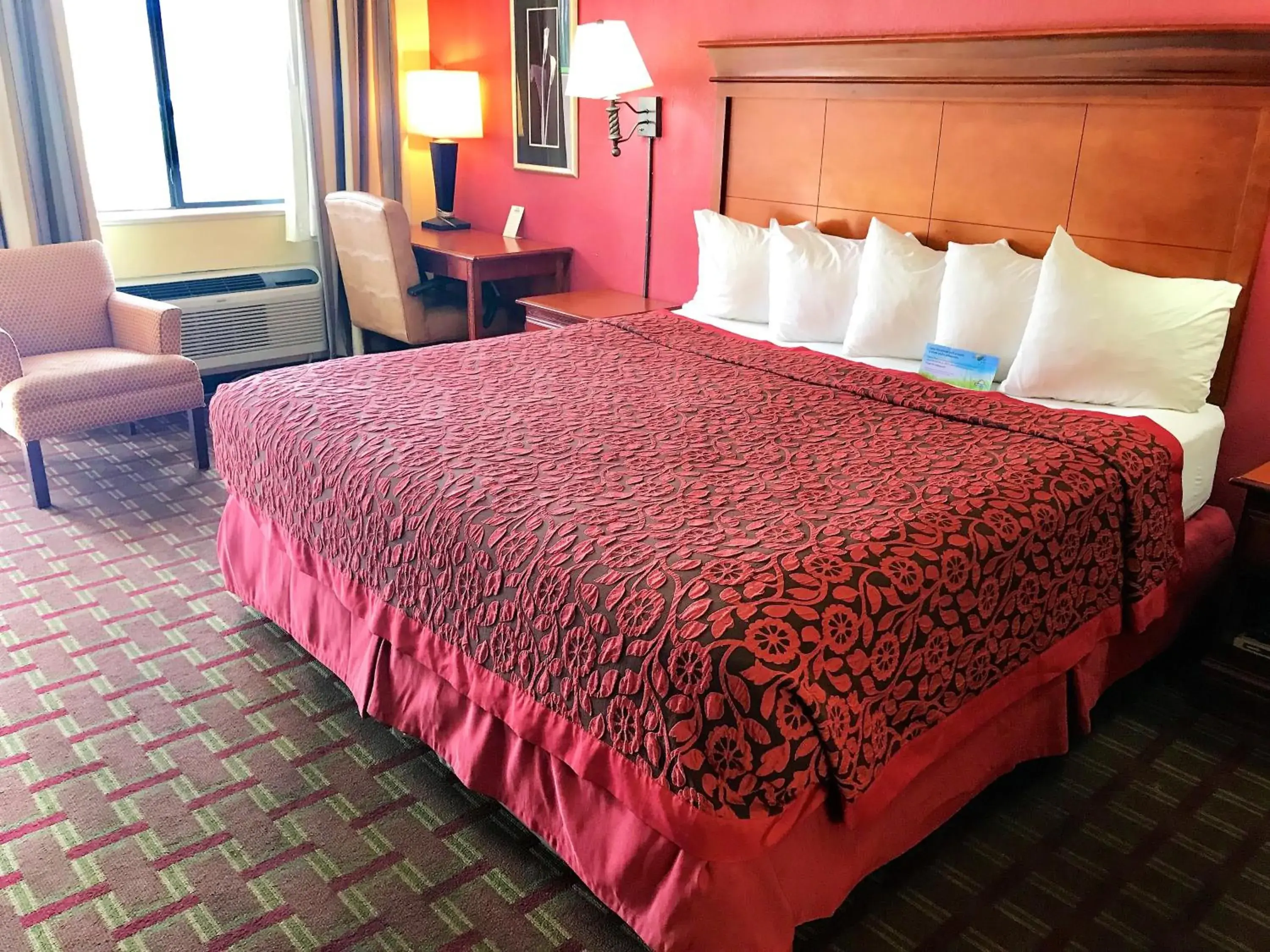 Floor plan, Bed in Days Inn by Wyndham East Albuquerque