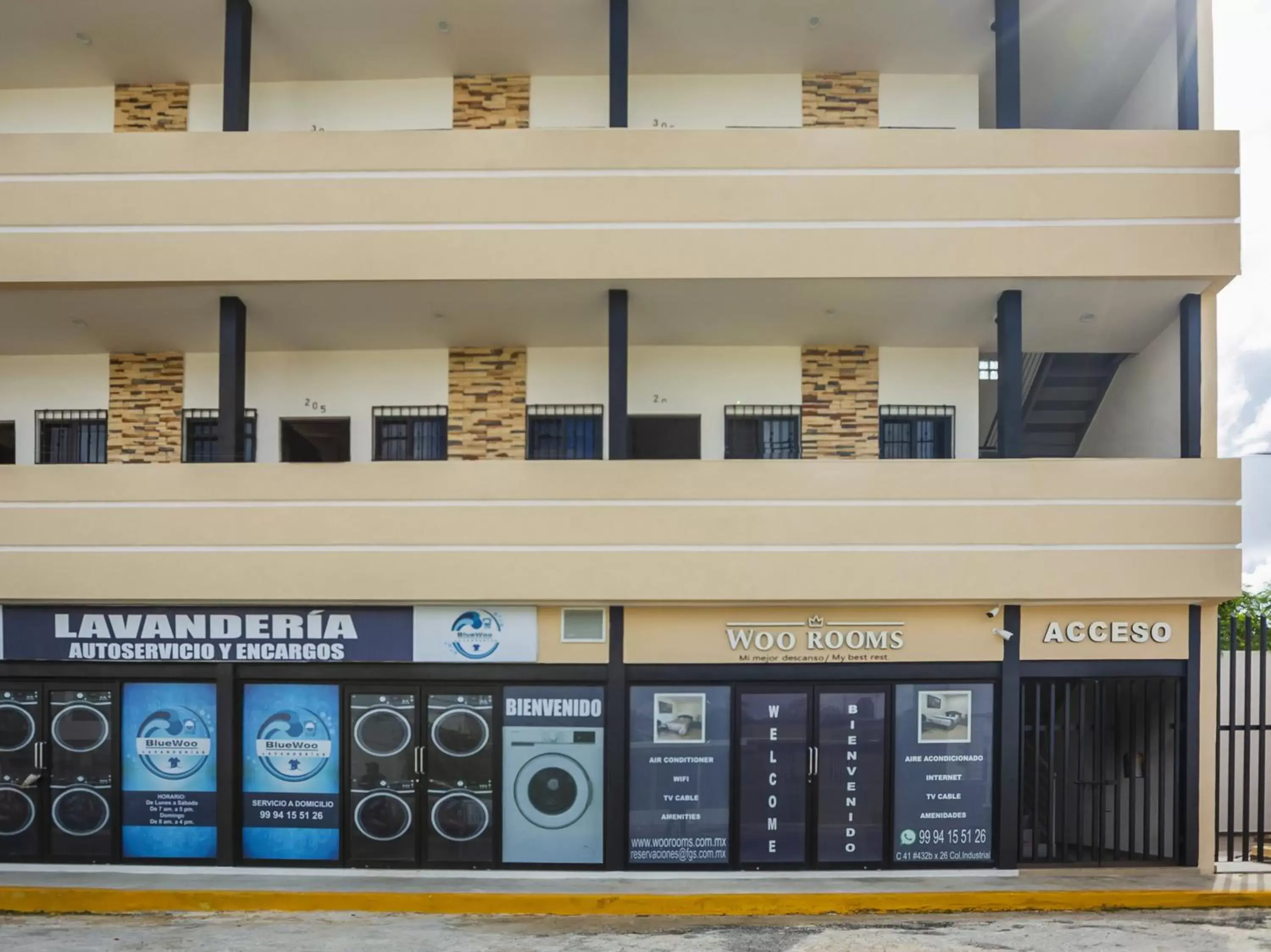 Facade/entrance, Property Building in Woo Rooms Hotel