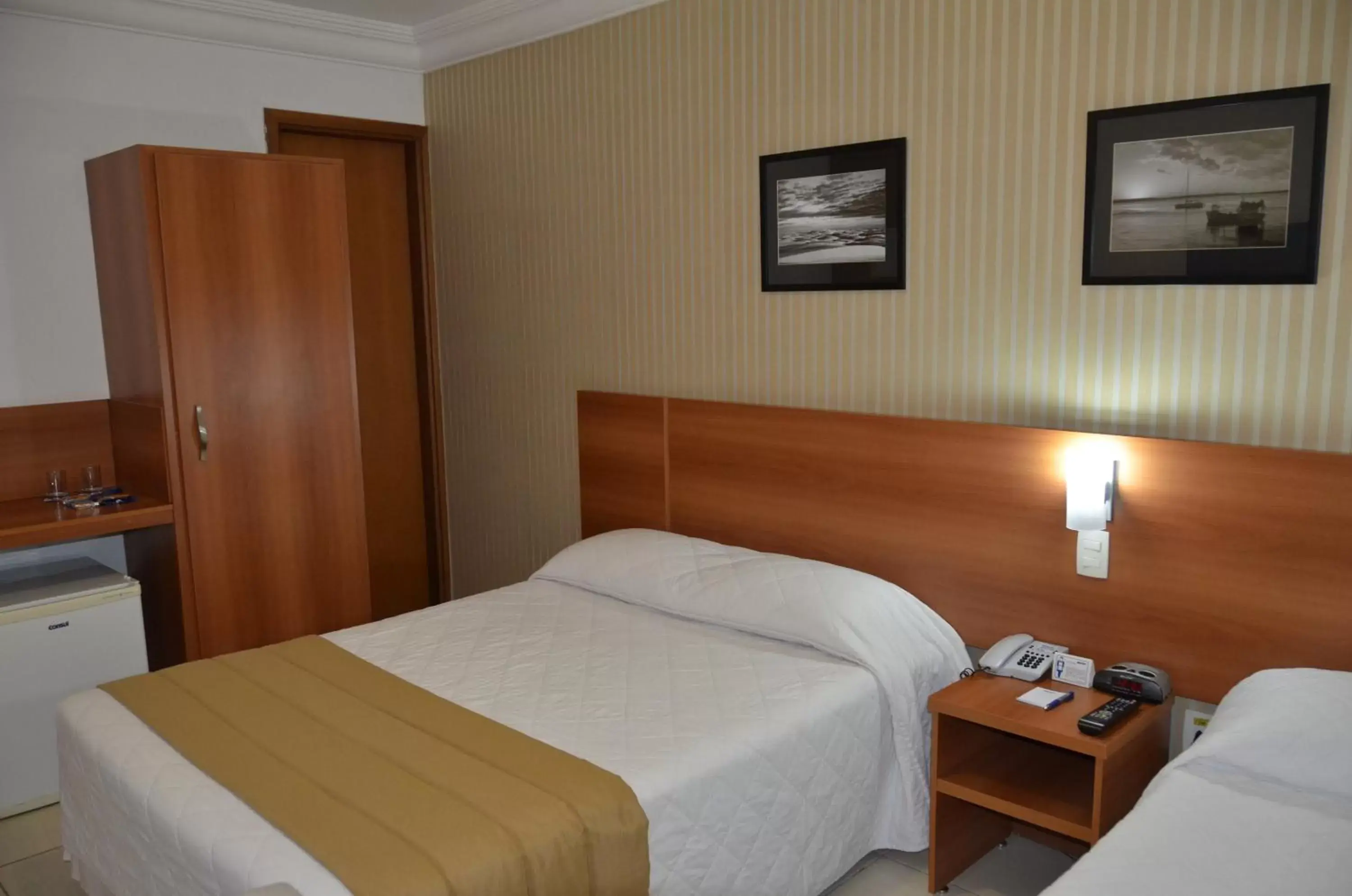 Photo of the whole room, Bed in Arituba Park Hotel