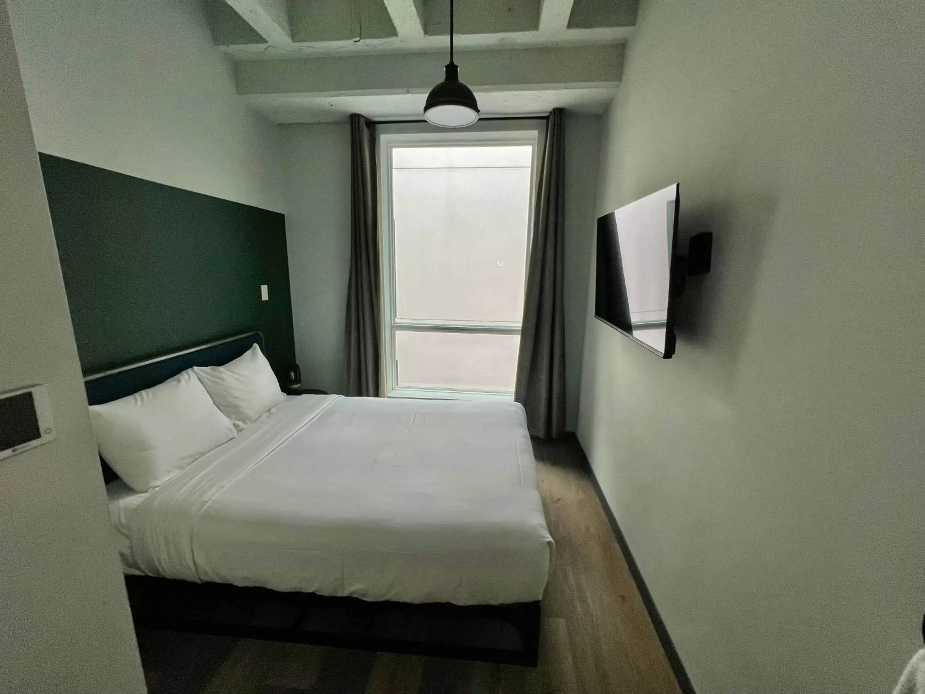 Bedroom, Bed in Union Market Hotel