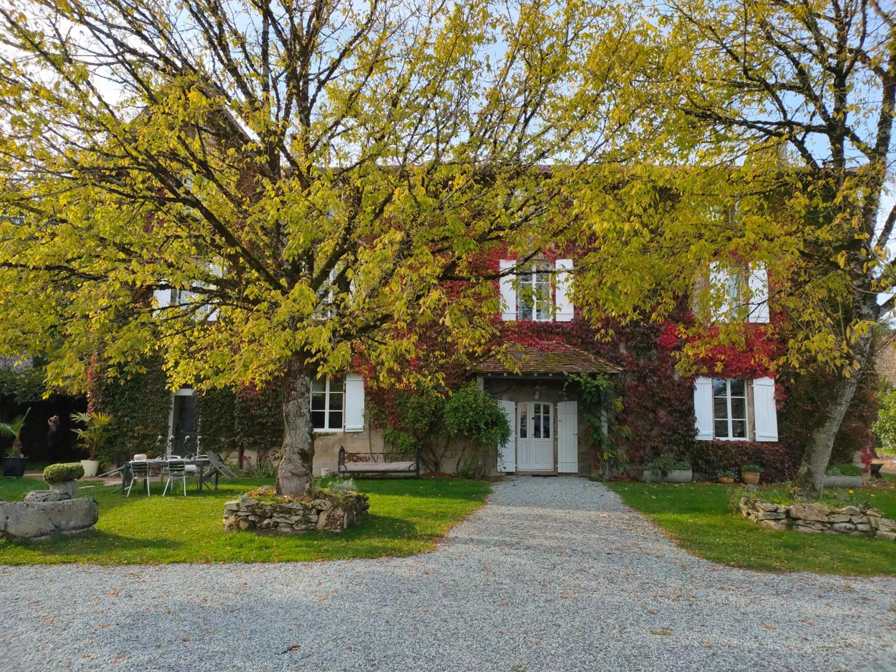 Property building in Domaine de Panissac