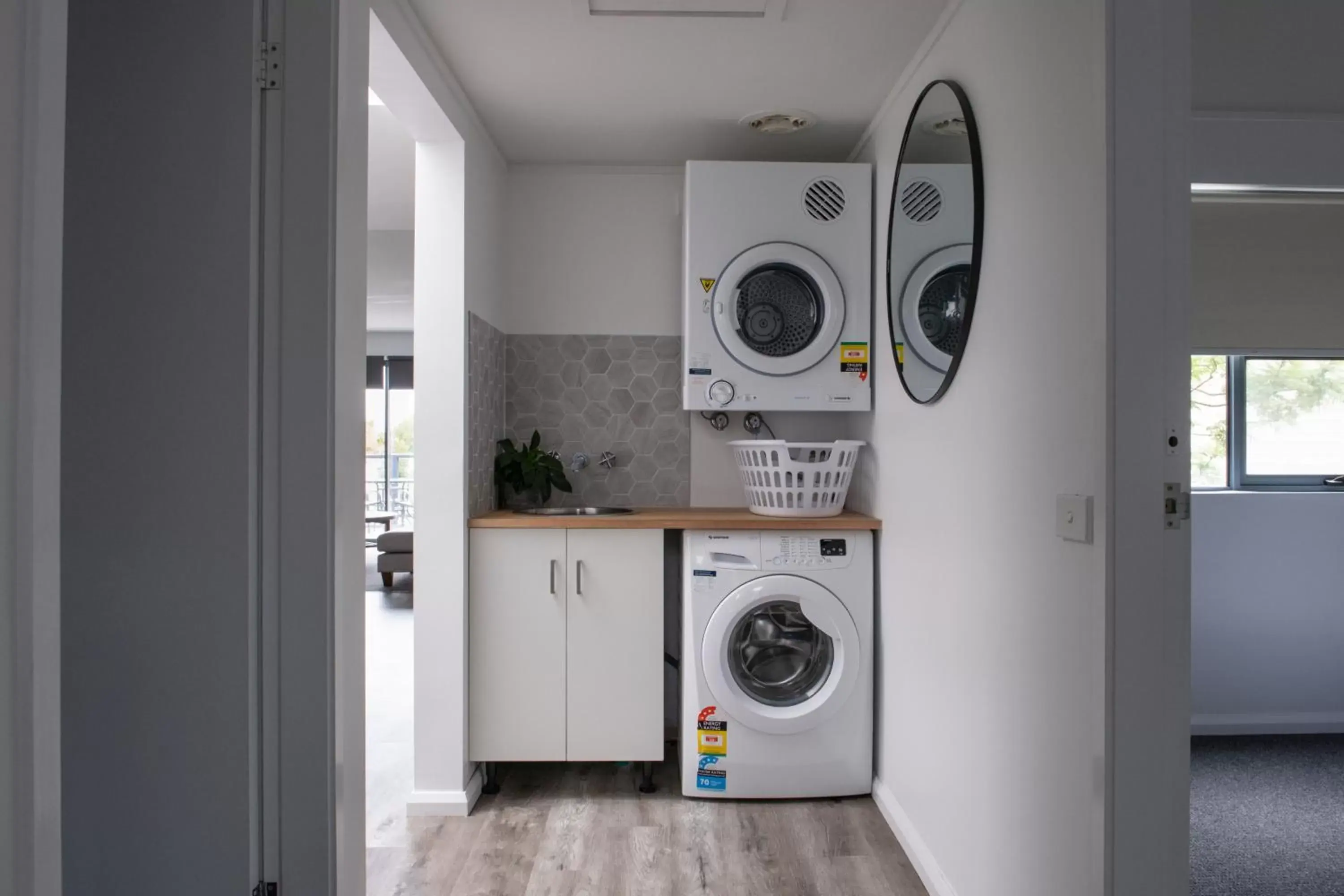 Kitchen/Kitchenette in Corrigans Cove