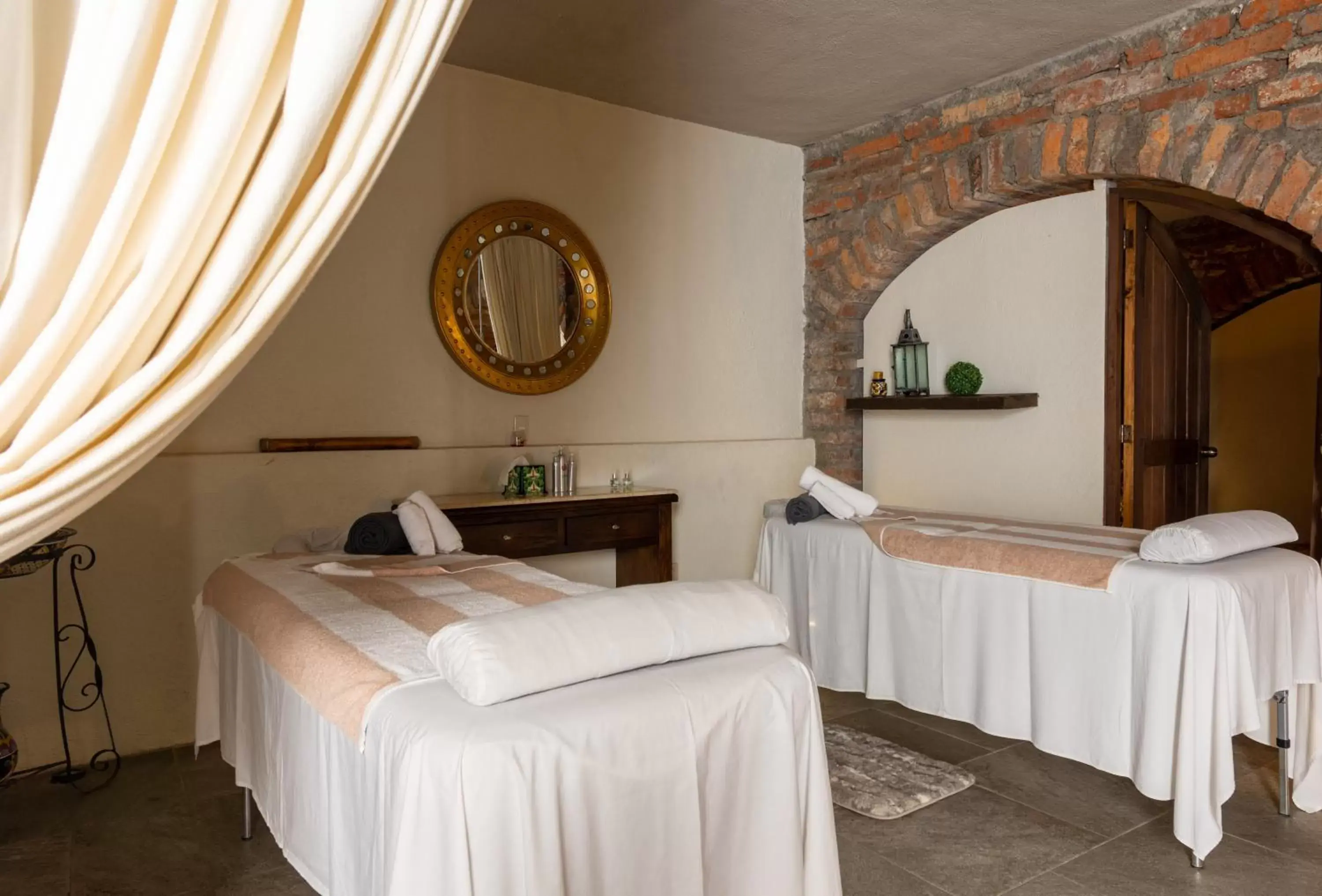 Spa and wellness centre/facilities, Bed in Hotel Hacienda San Cristóbal