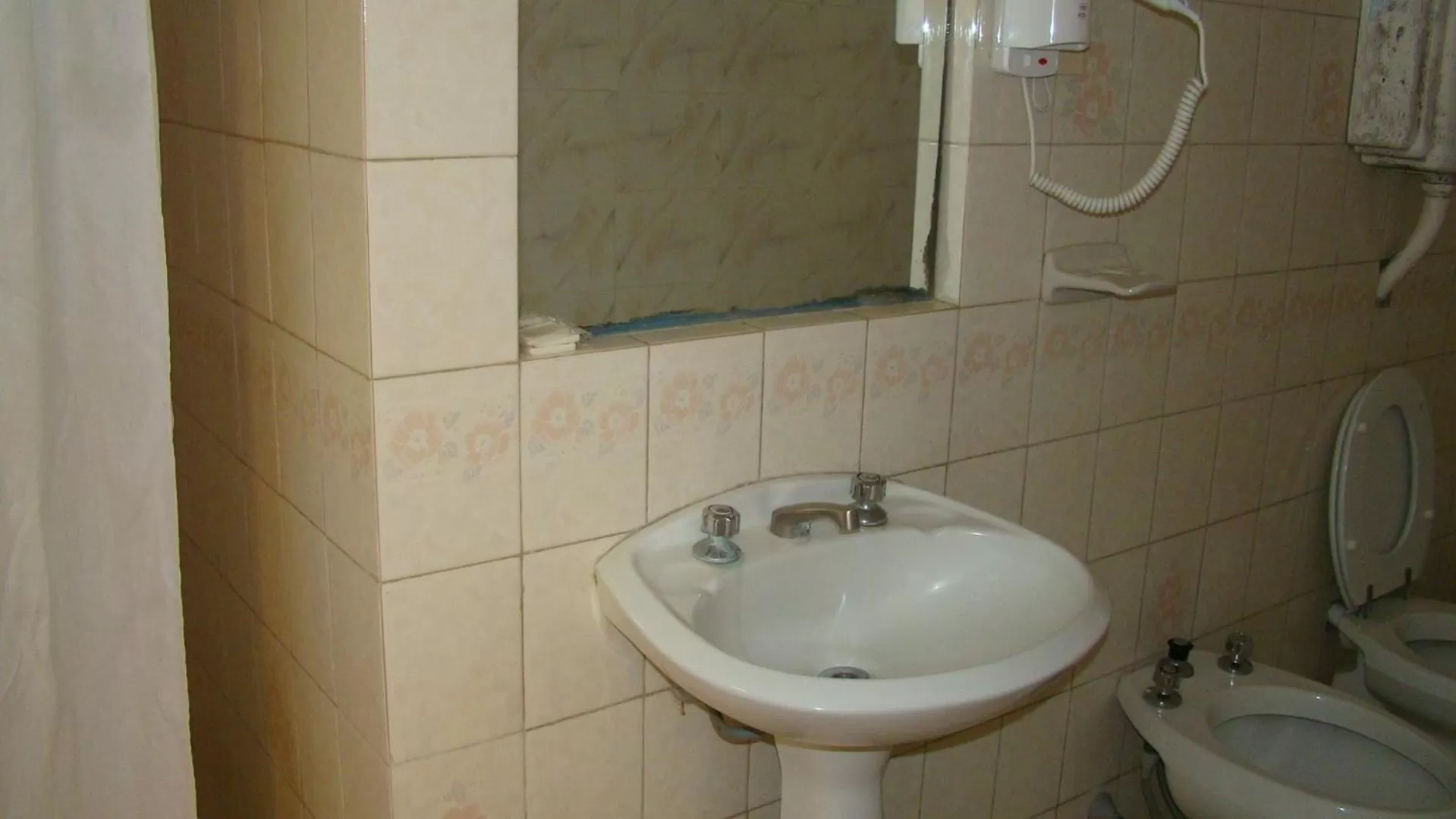 Standard Single Room - single occupancy in Hotel Durazno