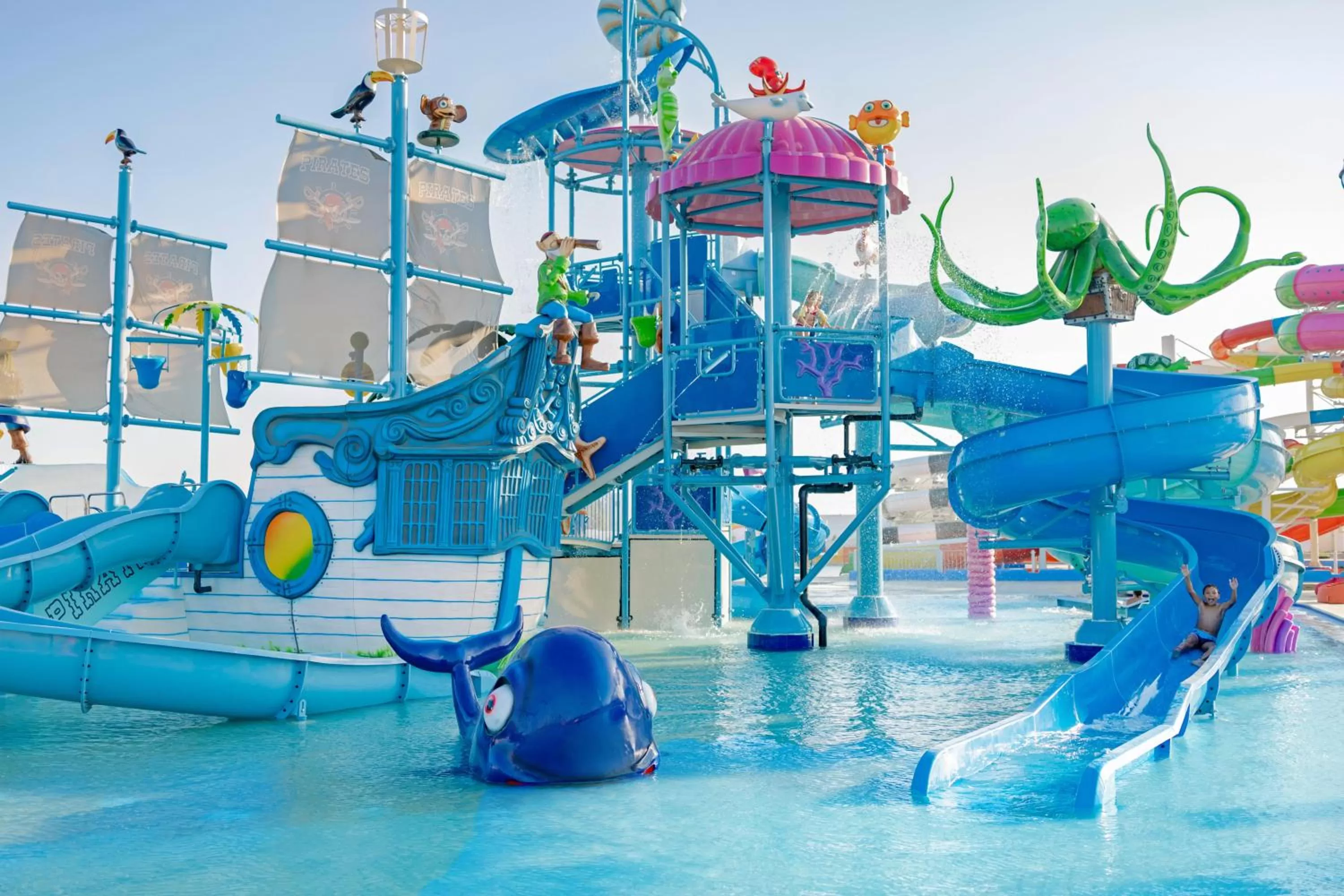 Activities in Movenpick Waterpark Resort & Spa Soma Bay