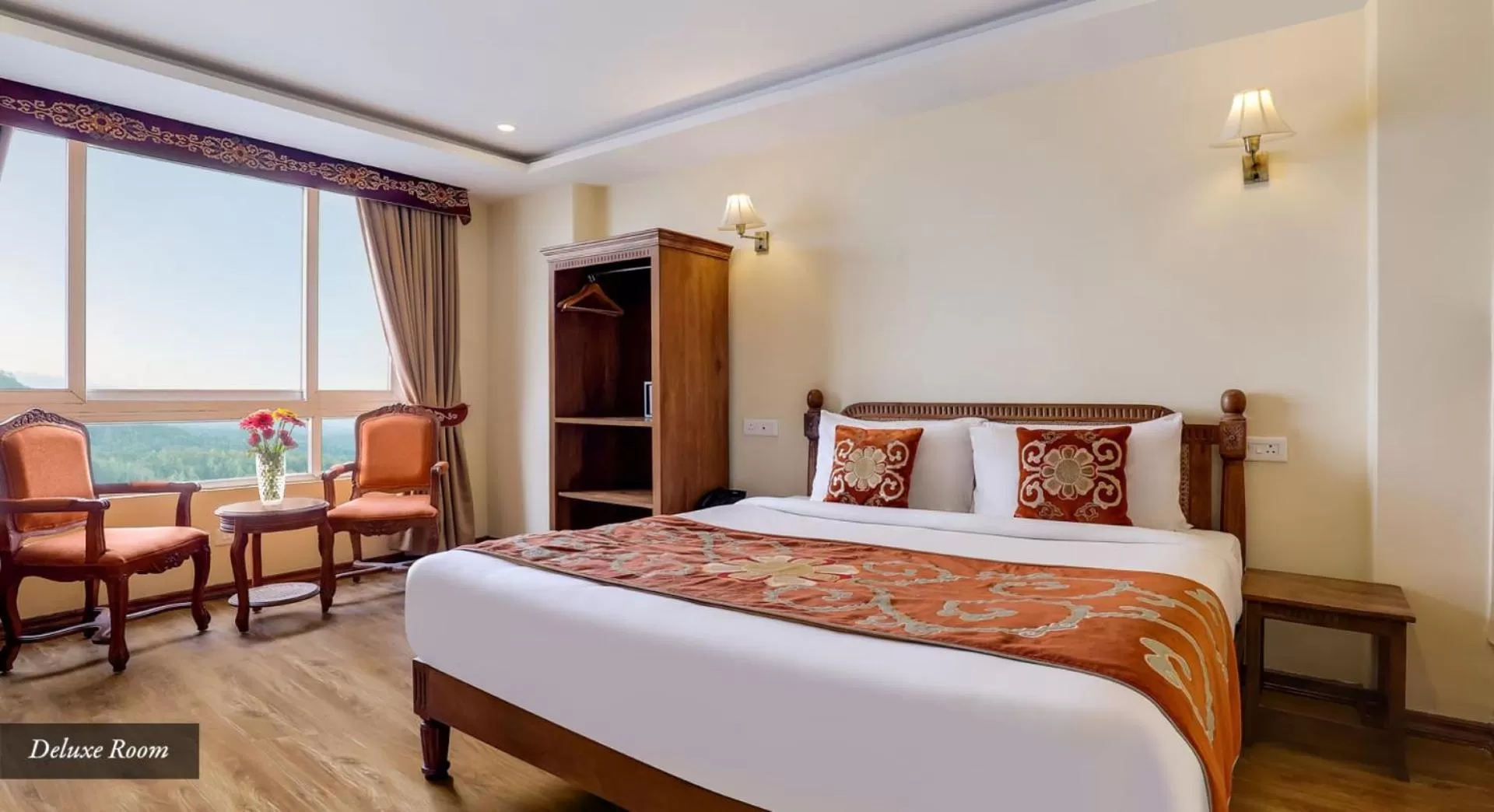Bed in Summit Hermon Hotel & Spa
