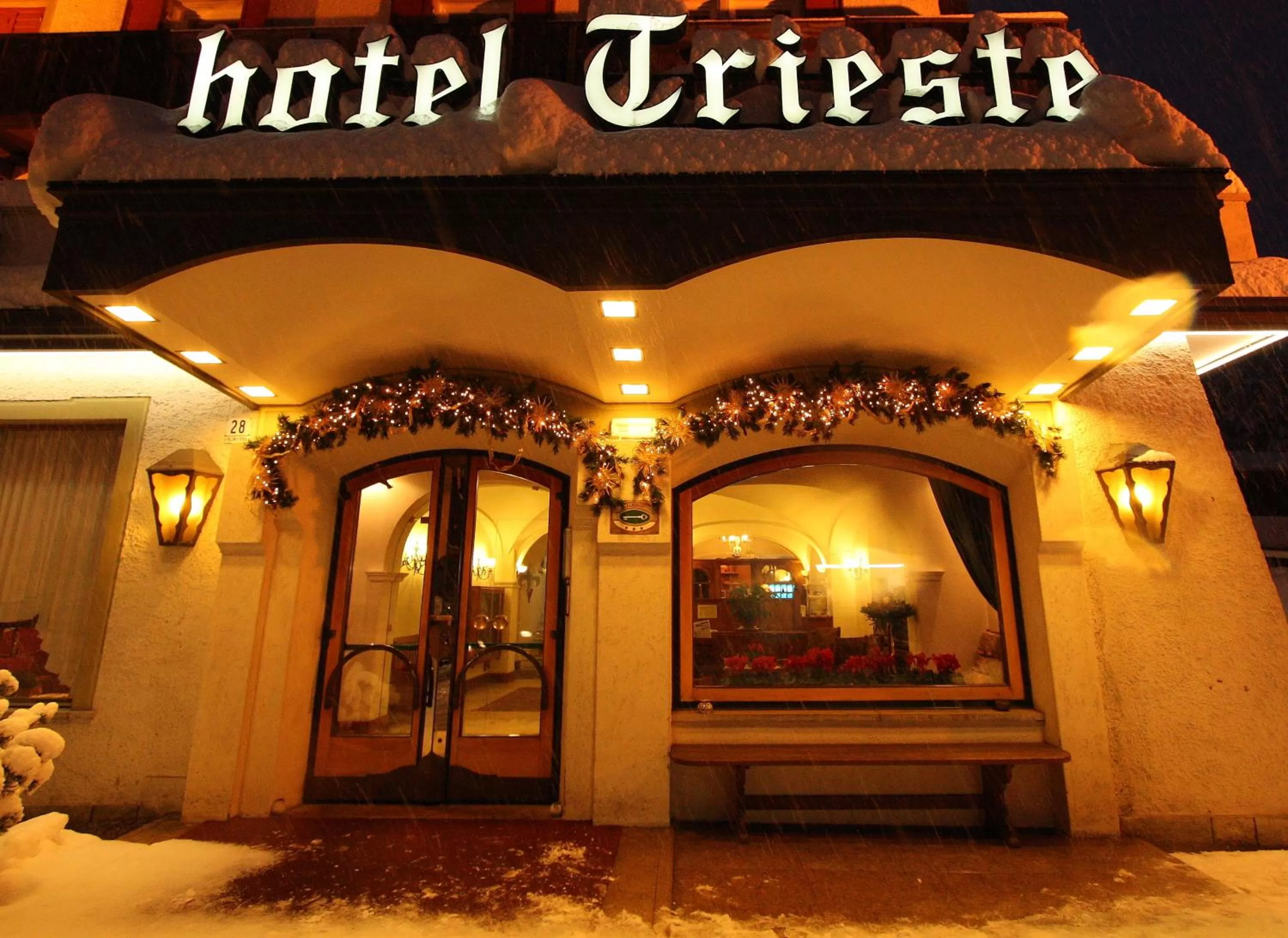 Facade/entrance in Hotel Trieste