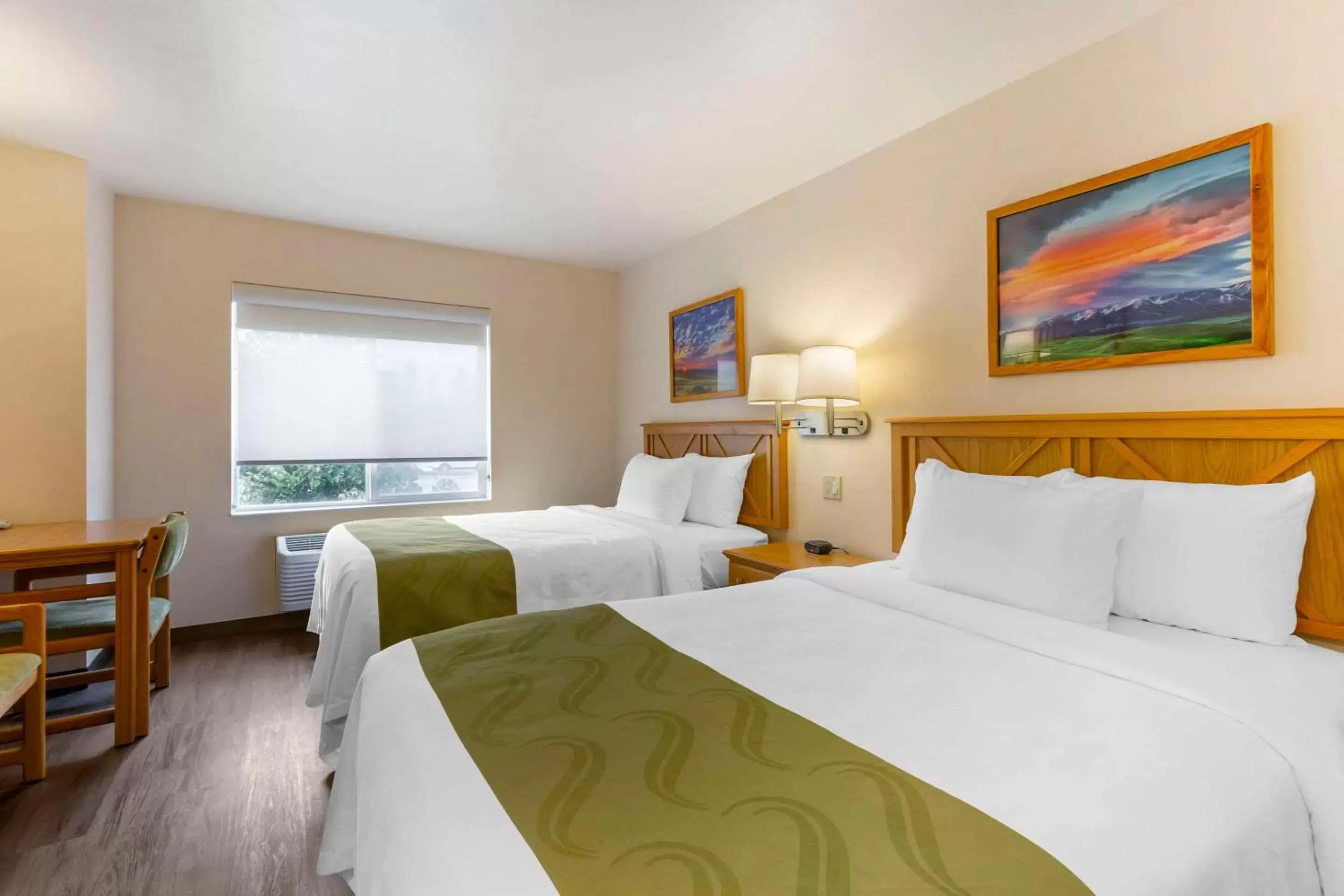 Bedroom, Bed in Quality Inn Red Lodge Gateway To Yellowstone