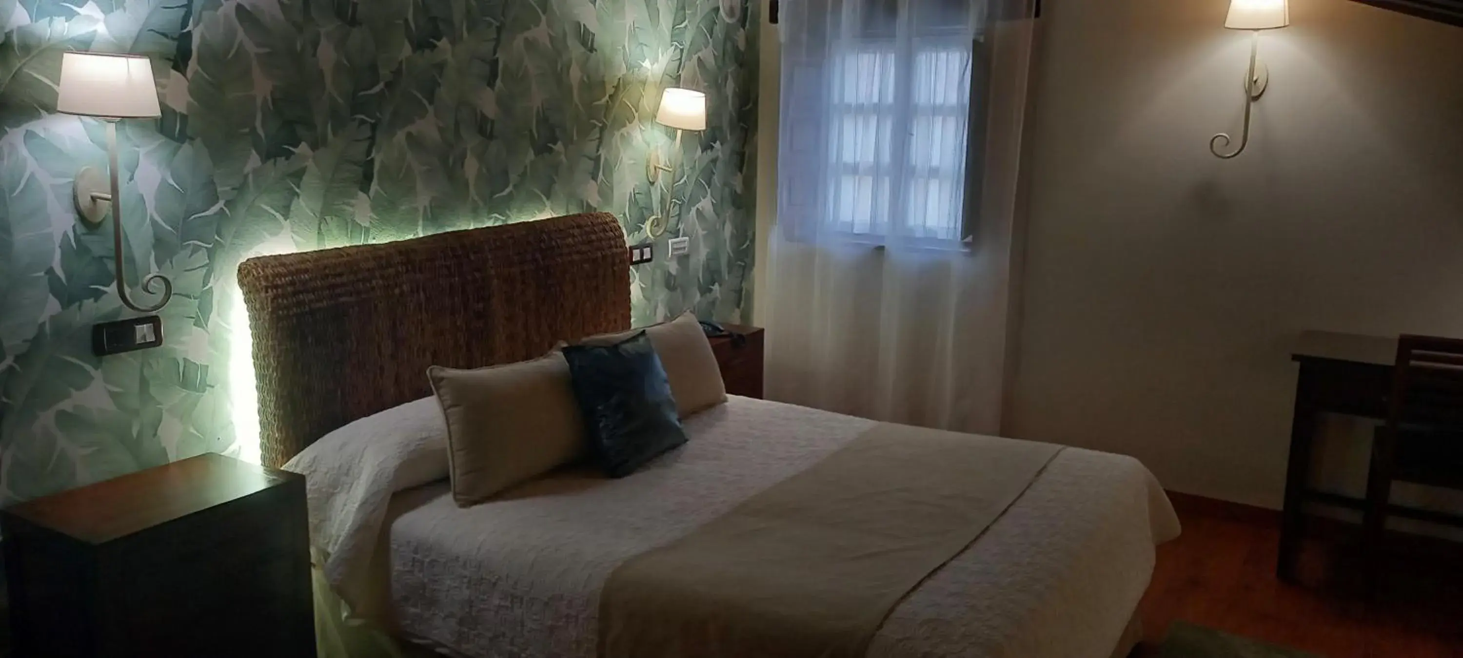 Photo of the whole room, Bed in La Casona de Revolgo